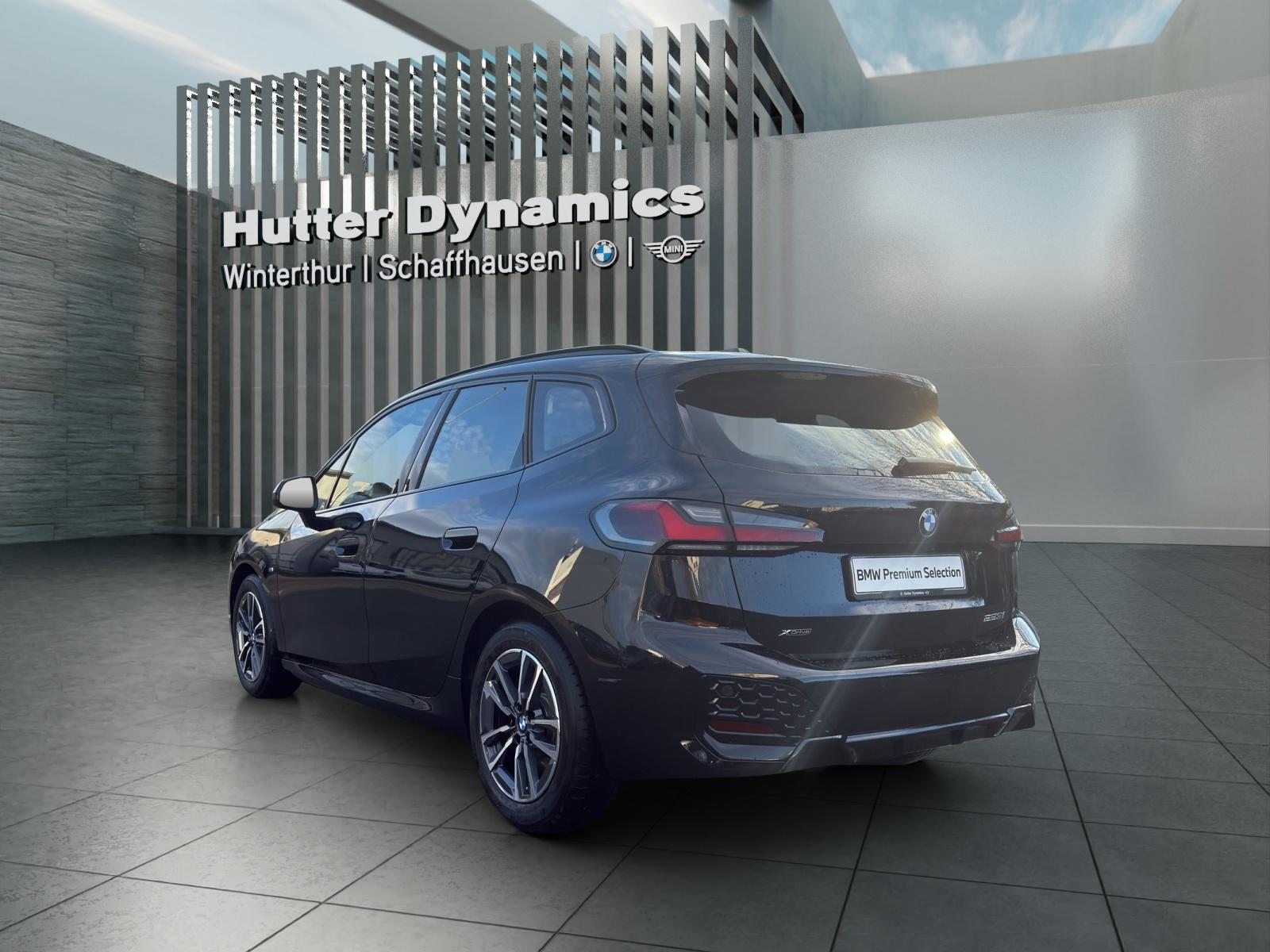 BMW 223i xDrive Active Tourer M SPORTPAKET, Mild-Hybrid Benzin/Elektro, Occasion / Gebraucht, Automatik - 7