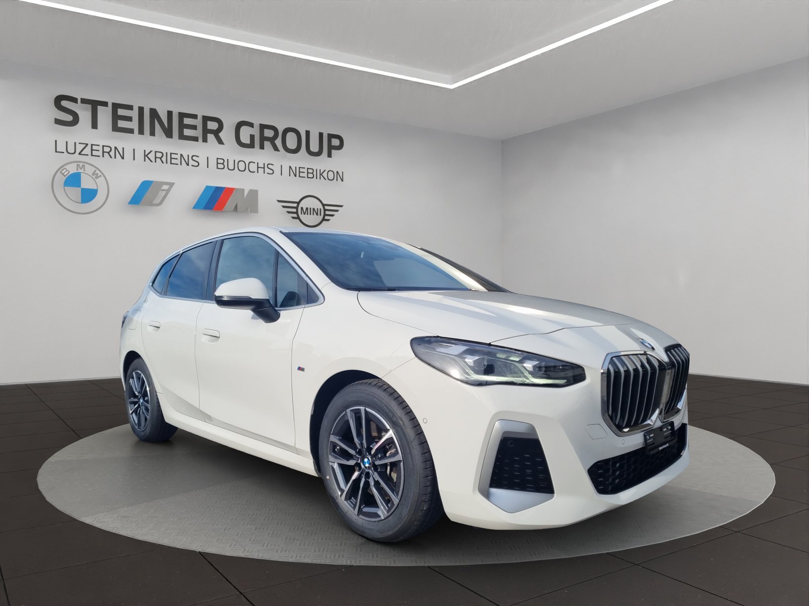 BMW 223d Active Tourer M Sport DKG, Mild-Hybrid Diesel/Elektro, Occasion / Gebraucht, Automat - 3