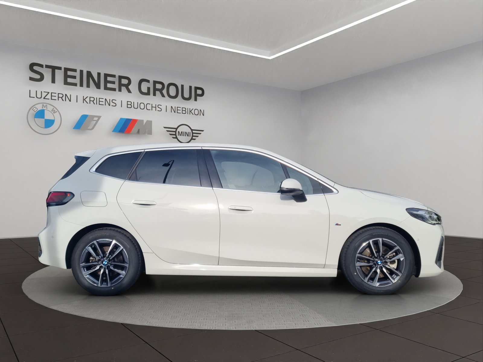 BMW 223d Active Tourer M Sport DKG, Mild-Hybrid Diesel/Elektro, Occasion / Gebraucht, Automat - 5