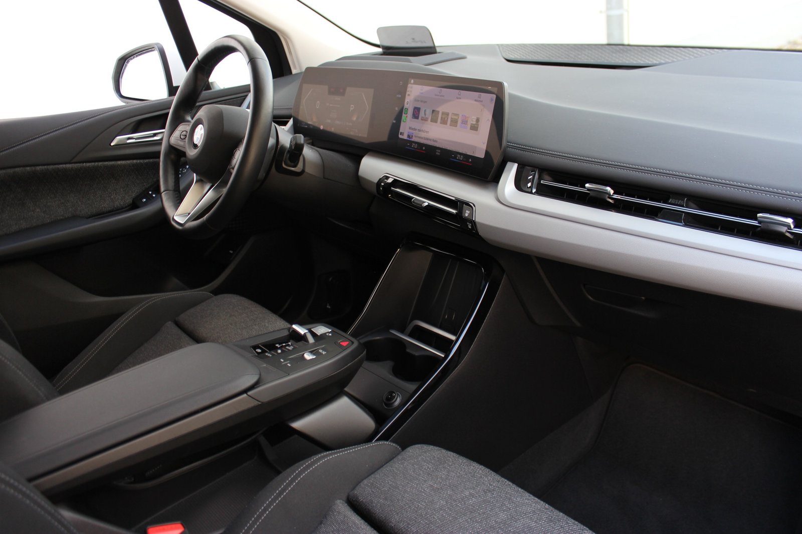 BMW 223d Active Tourer *ANHÄNGERKUPPLUNG*, Hybride Leggero Diesel/Elettrica, Occasioni / Usate, Automatico - 2