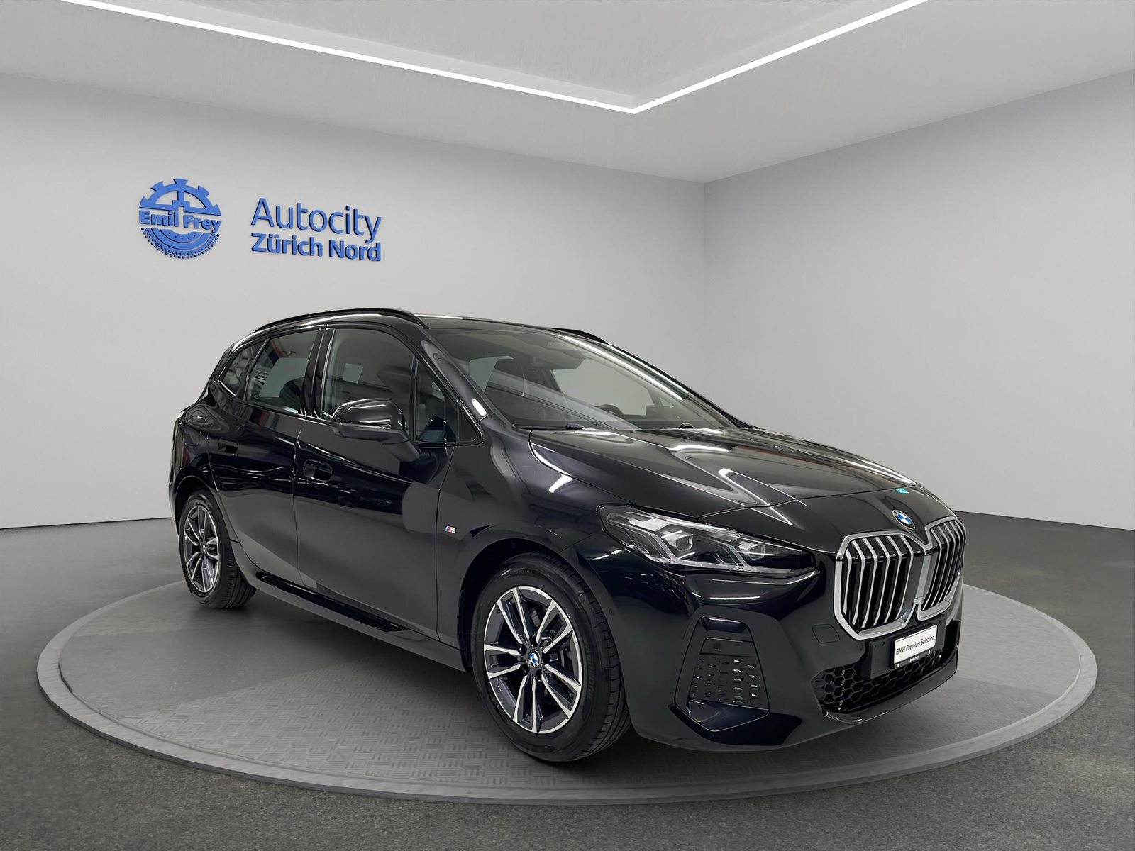 BMW 223i xDrive Active Tourer, Mild-Hybrid Petrol/Electric, Second hand / Used, Automatic - 3