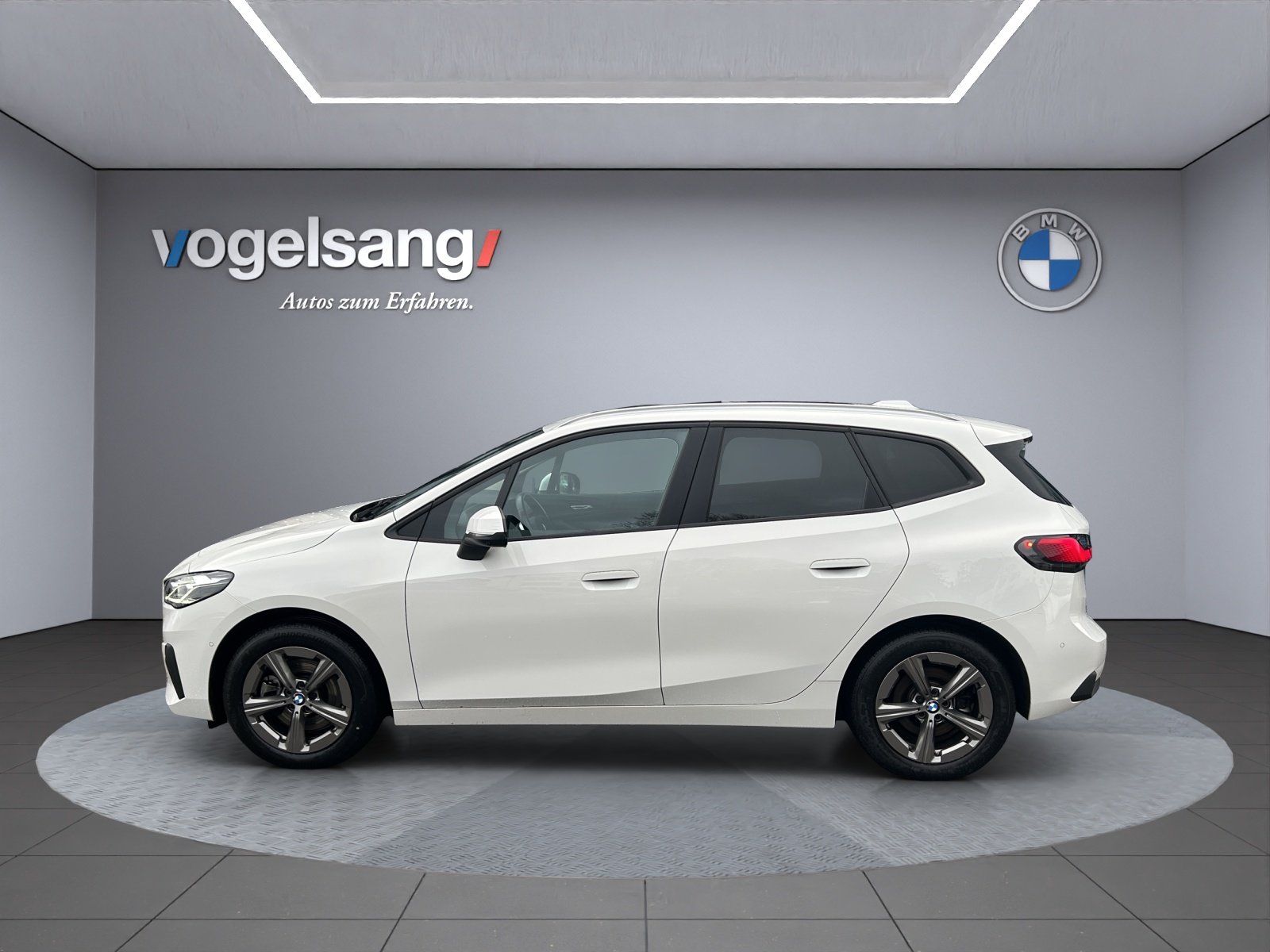 BMW 223d Active Tourer DKG