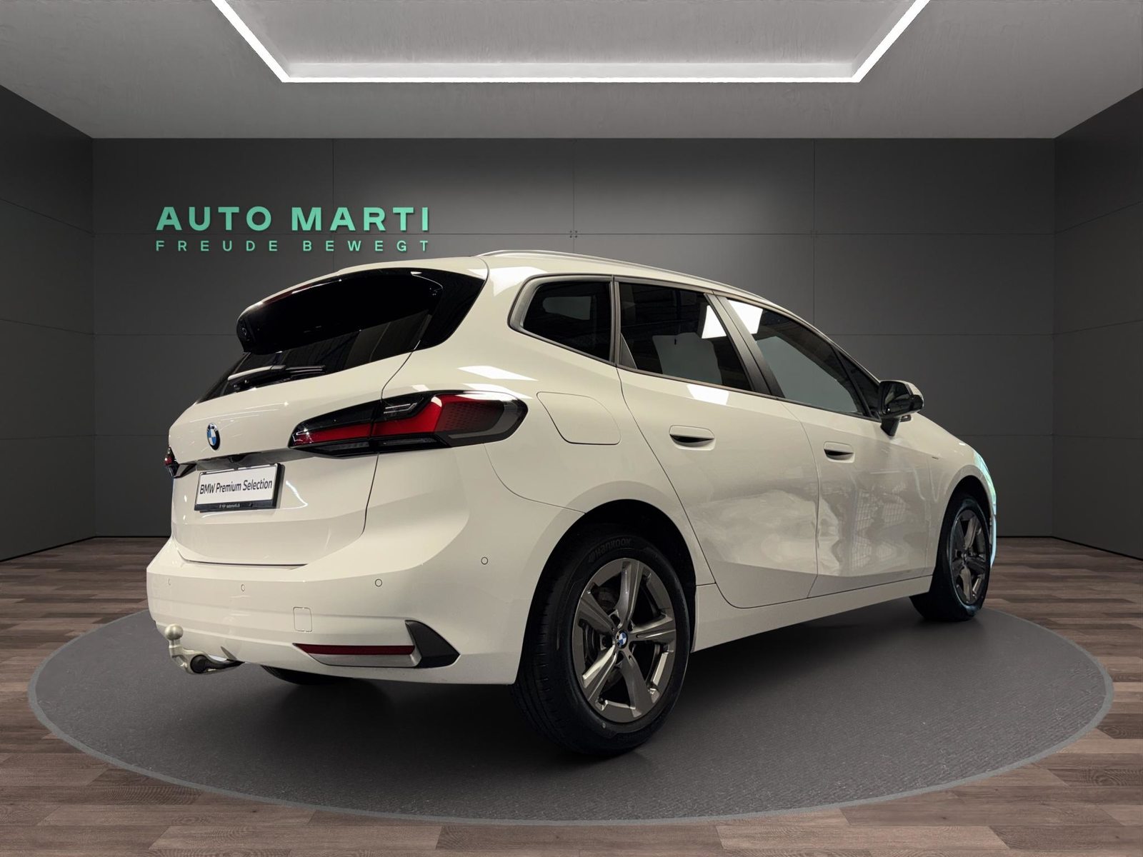 BMW 223d xDrive Active Tourer, Mild-Hybrid Diesel/Elektro, Occasion / Gebraucht, Automatik - 4