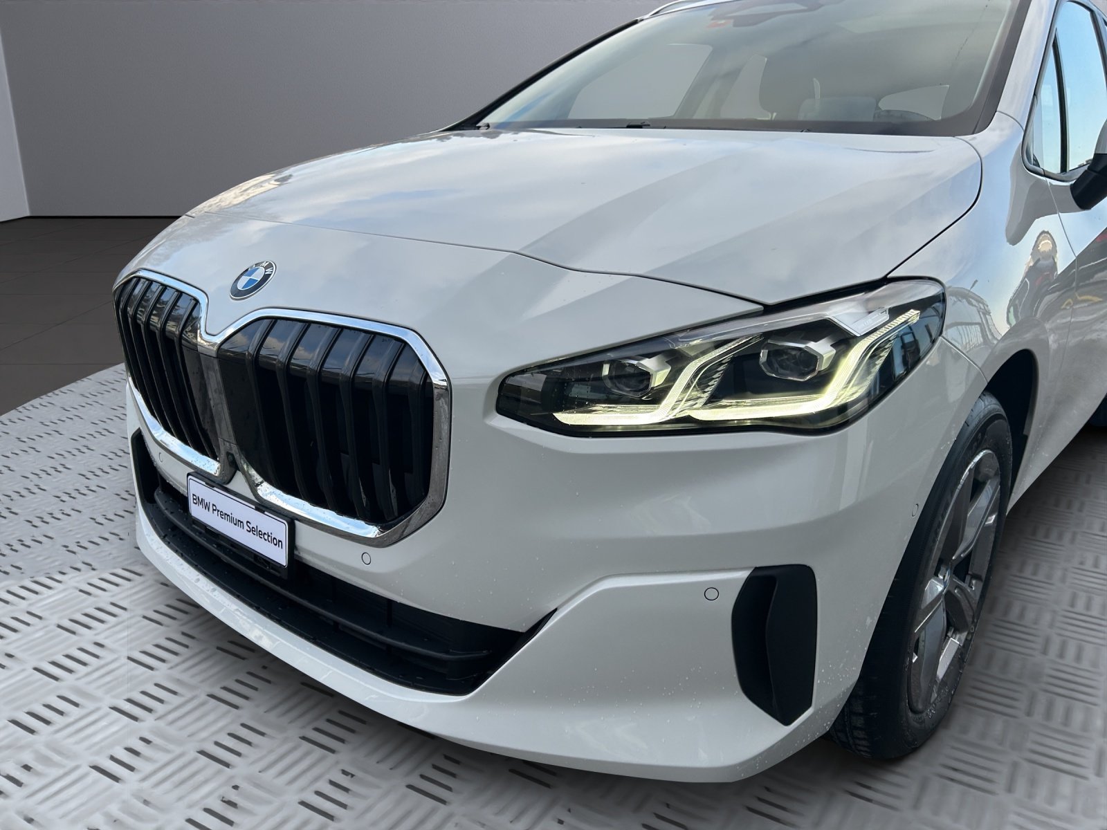 BMW 223d Active Tourer DKG, Mild-Hybrid Diesel/Elektro, Occasion / Gebraucht, Automatik - 5