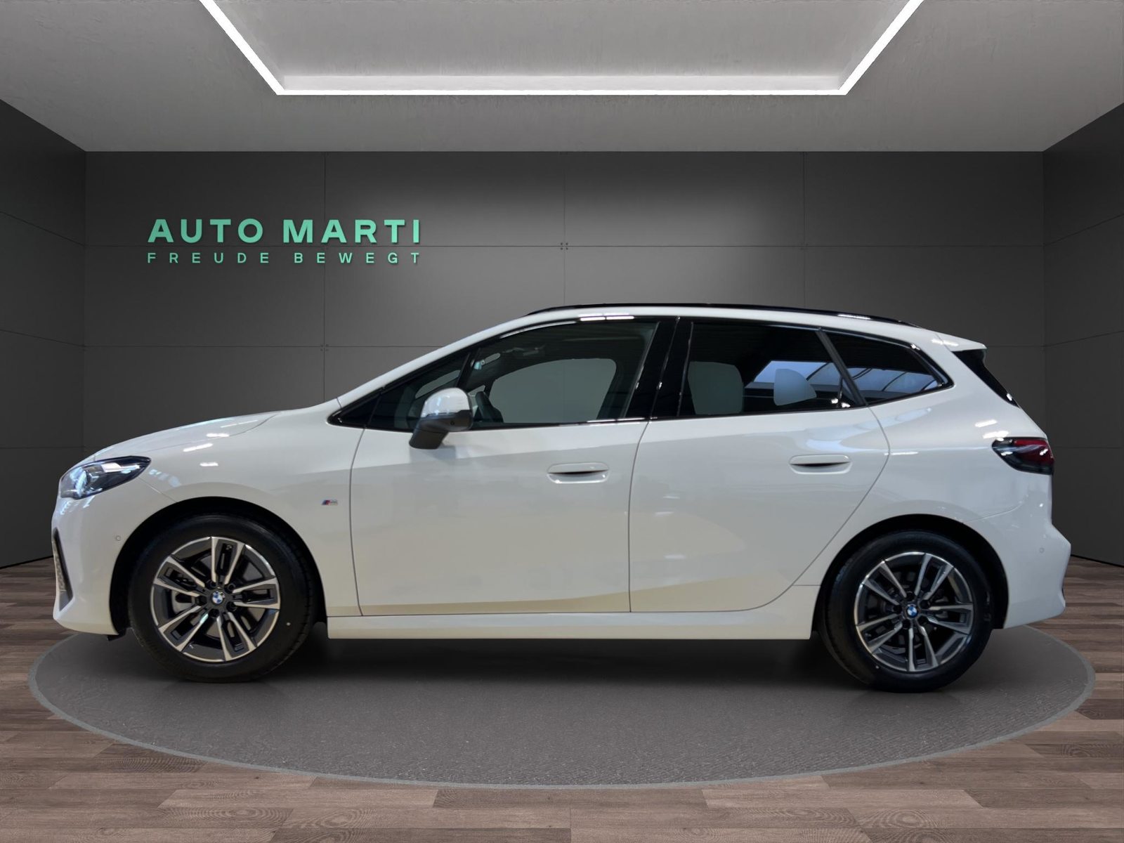 BMW 223d xDrive Active Tourer M Sport, Mild-Hybrid Diesel/Elektro, Occasion / Gebraucht, Automatik - 2