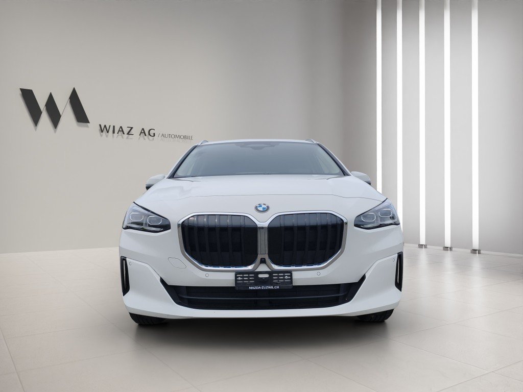 BMW 223d Active Tourer, Mild-Hybrid Diesel/Elektro, Occasion / Gebraucht, Automatik - 2