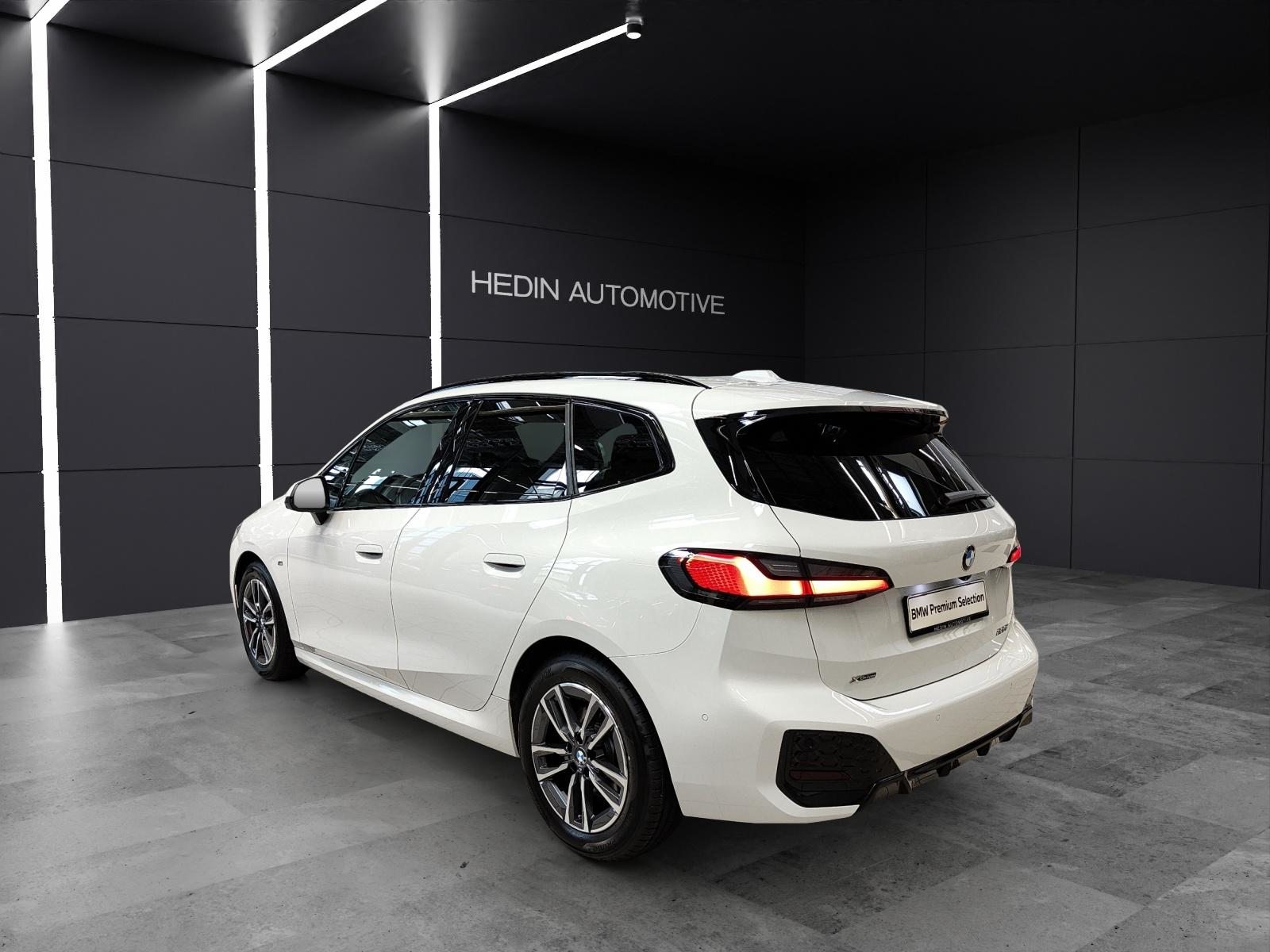 BMW 223i xDrive SDKG Active Tourer, Mild-Hybrid Petrol/Electric, Second hand / Used, Automatic - 4