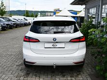 BMW 223d Active Tourer DKG 4X4 (CH Auto) + AHK 1500kg, Mild-Hybrid Diesel/Electric, Second hand / Used, Automatic - 4