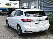 BMW 223d Active Tourer DKG 4X4 (CH Auto) + AHK 1500kg, Mild-Hybrid Diesel/Electric, Second hand / Used, Automatic - 7