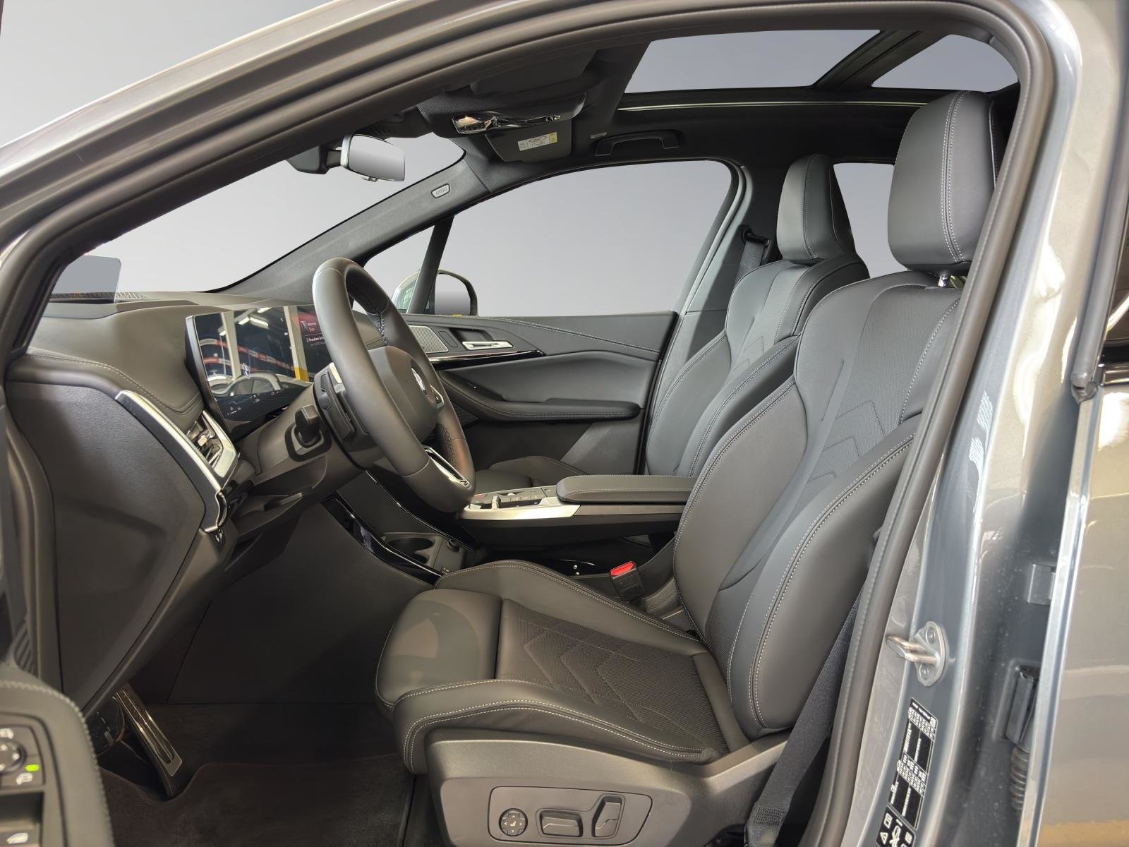 BMW 223i SDKG Active Tourer, Mild-Hybrid Benzin/Elektro, Occasion / Gebraucht, Automatik - 6