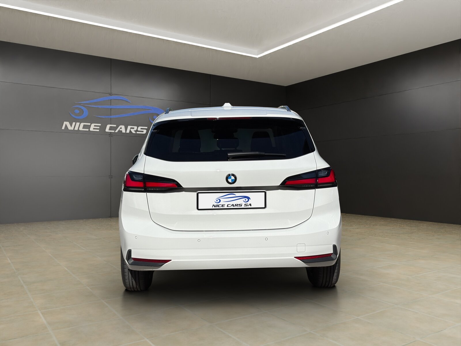 BMW 223d Active Tourer DKG, Mild-Hybrid Diesel/Electric, Second hand / Used, Automatic - 4