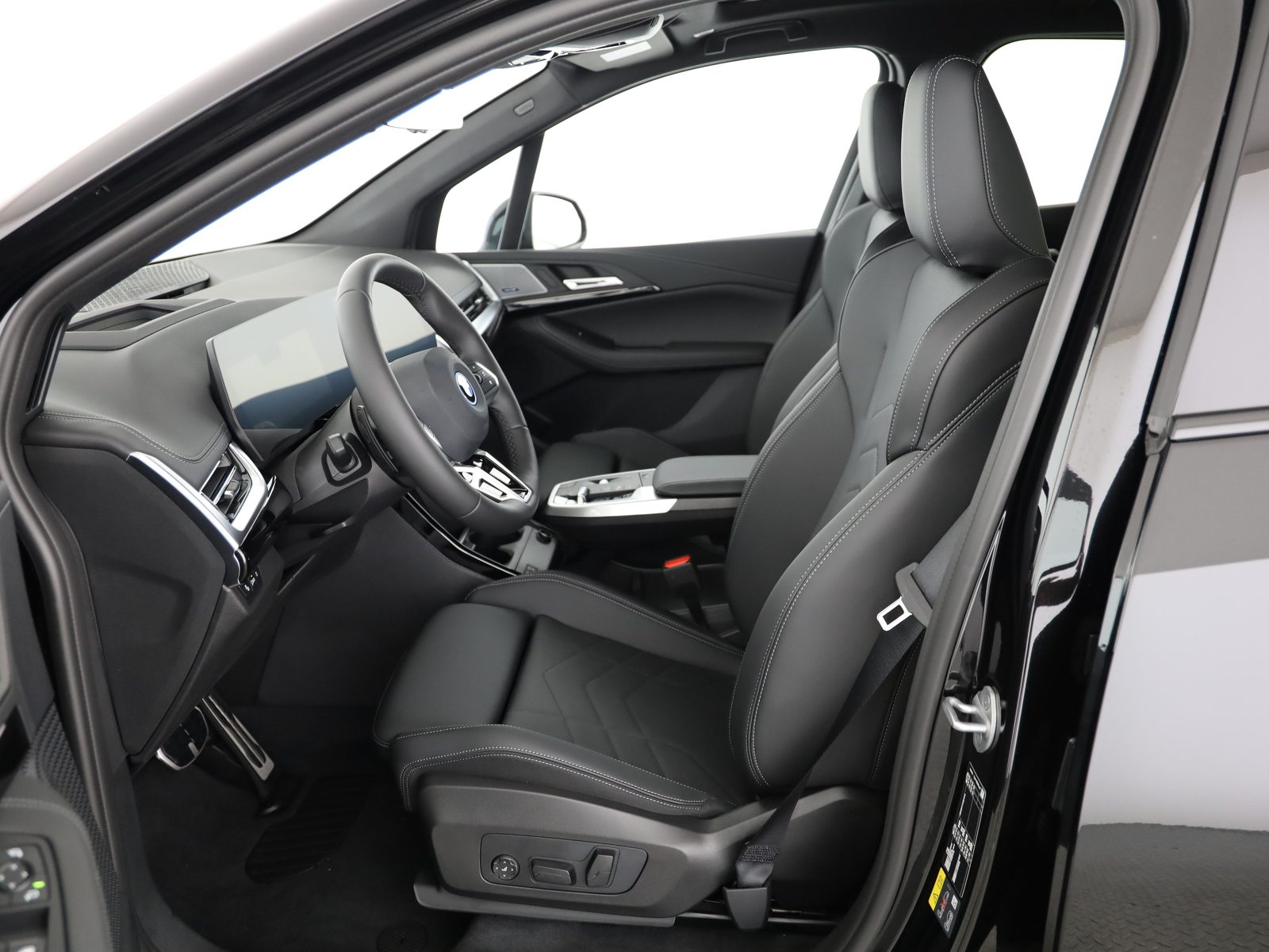BMW 225e xDrive Active Tourer, Hybride Rechargeable Essence/Électricité, Voiture nouvelle, Automatique - 4