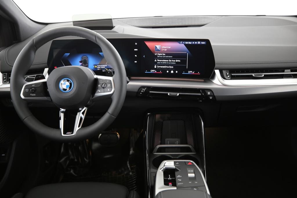 BMW 225e xDrive Active Tourer, Plug-in-Hybrid Benzin/Elektro, Neuwagen, Automatik - 5