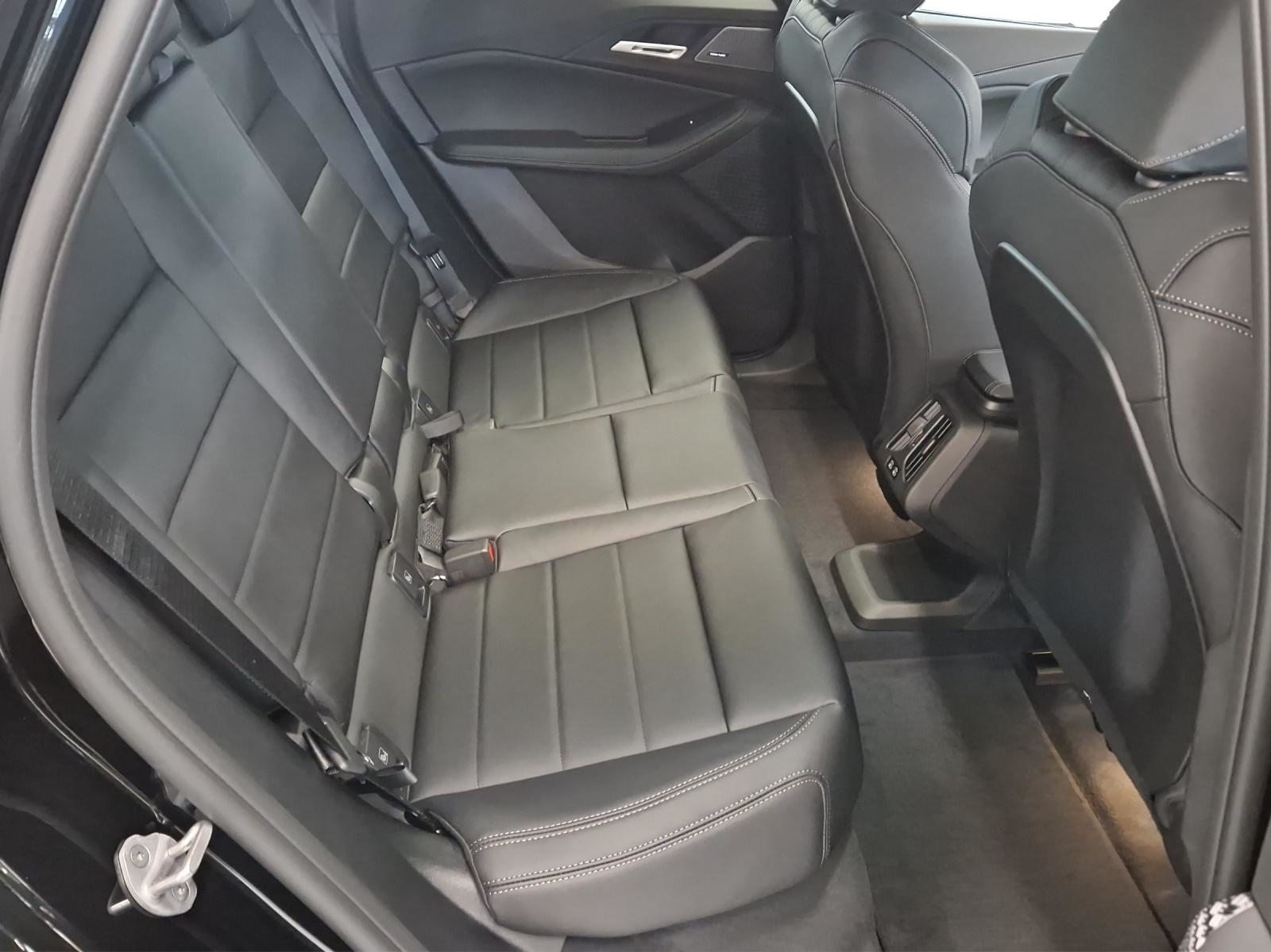 BMW 225e xDrive Active Tourer, Plug-in-Hybrid Benzin/Elektro, Neuwagen, Automatik - 7