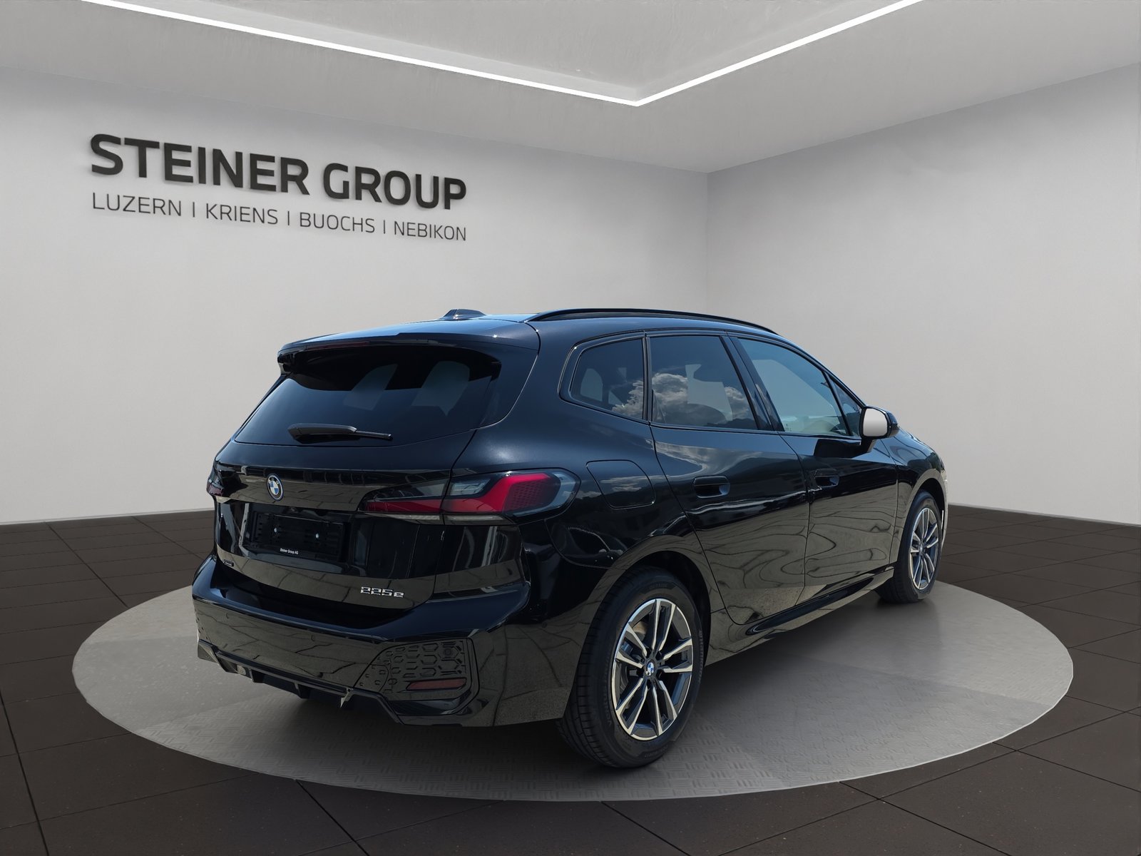 BMW 225e Active Tourer, Plug-in-Hybrid Petrol/Electric, New car, Automatic - 4