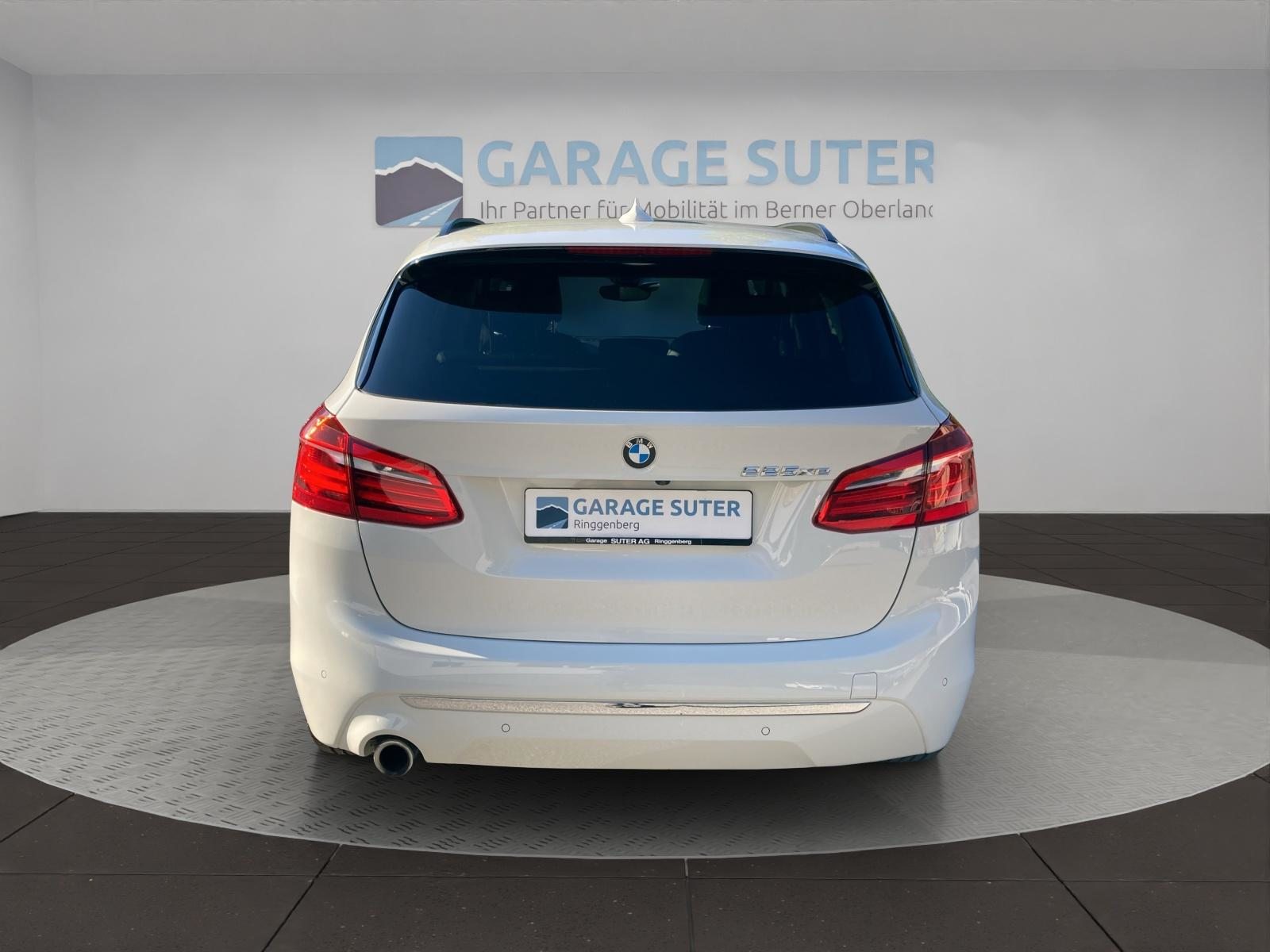 BMW 225xe Active Tourer, Hybride Rechargeable Essence/Électricité, Occasion / Utilisé, Automatique - 4