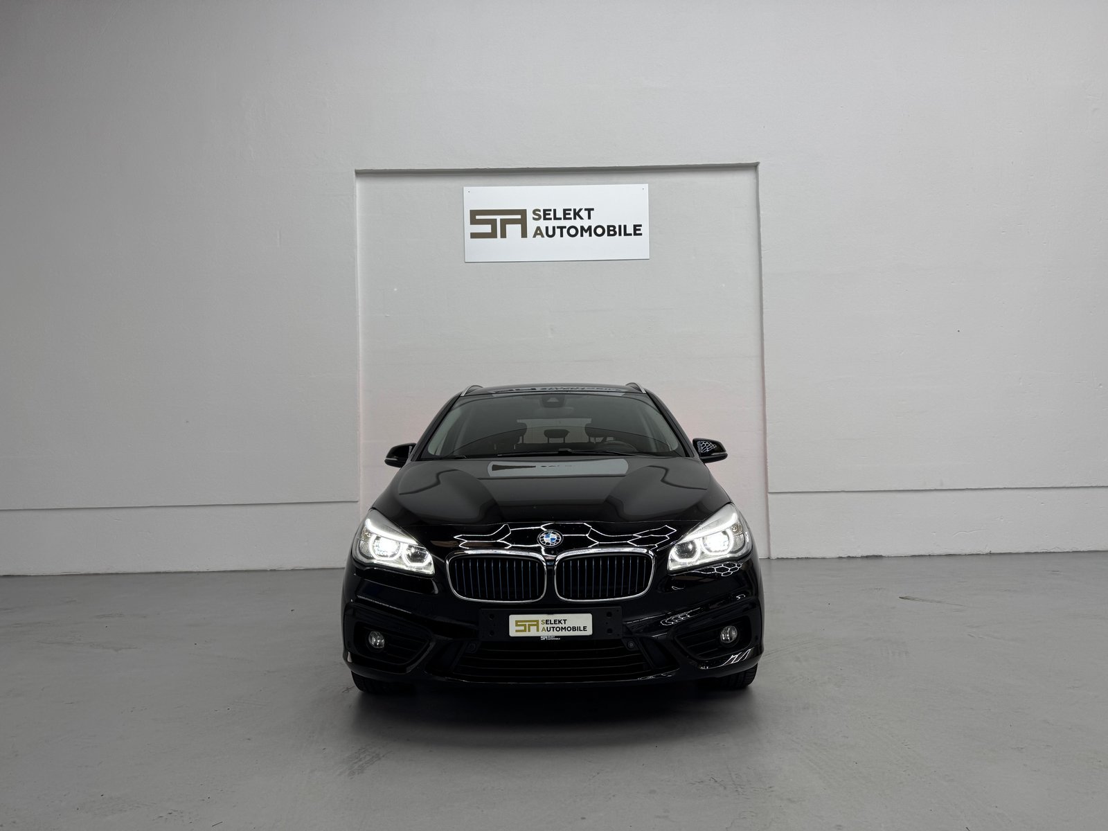 BMW 225xe iPerformance Active Tourer Steptronic, Plug-in-Hybrid Benzin/Elektro, Occasion / Gebraucht, Automatik - 3