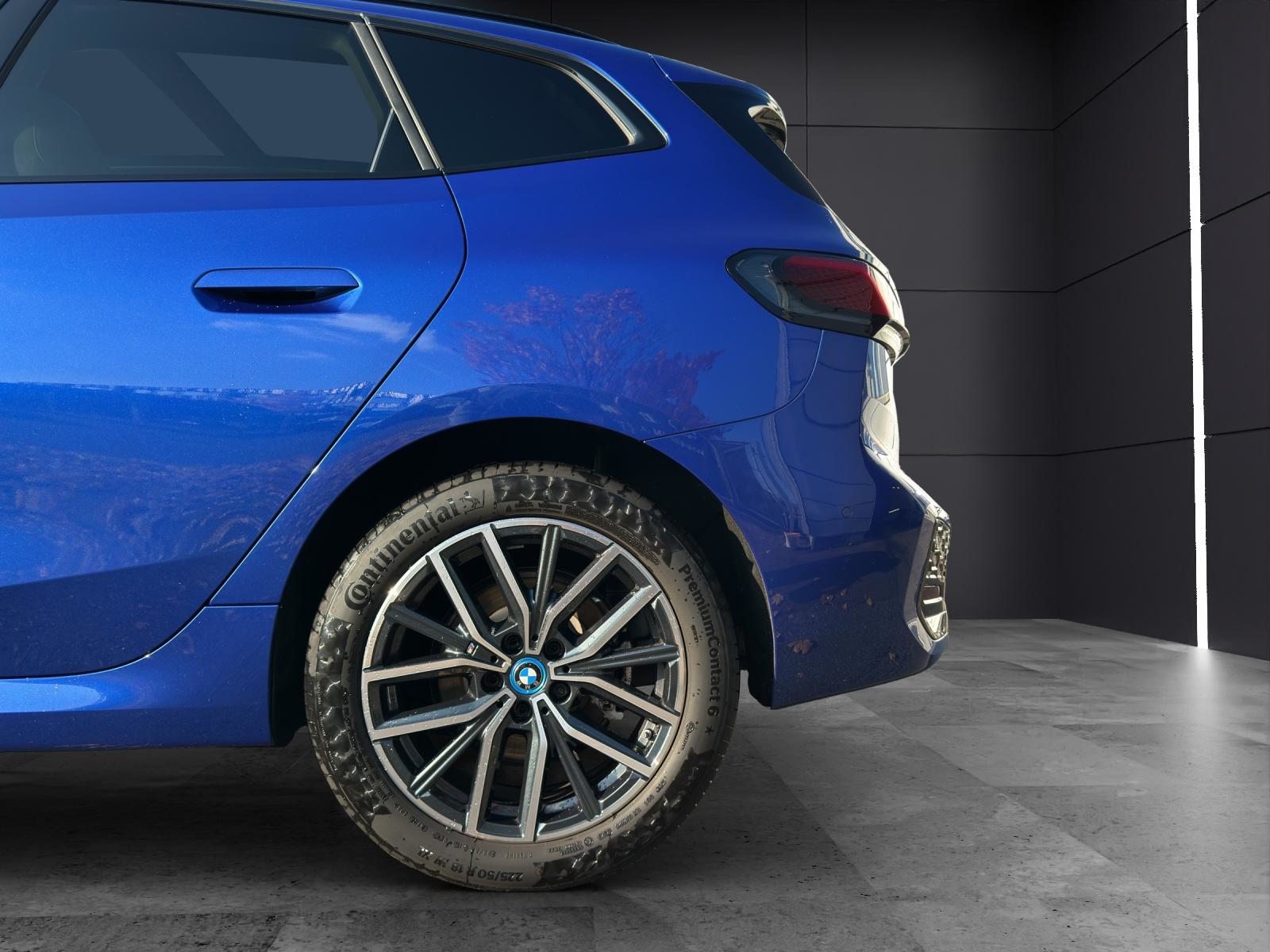 BMW 225e xDrive Active Tourer, Plug-in-Hybrid Benzina/Elettrica, Occasioni / Usate, Automatico - 7