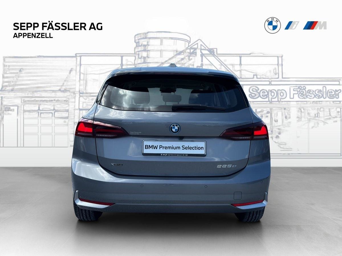 BMW 225e xDrive Active Tourer, Hybride Rechargeable Essence/Électricité, Occasion / Utilisé, Automatique - 4