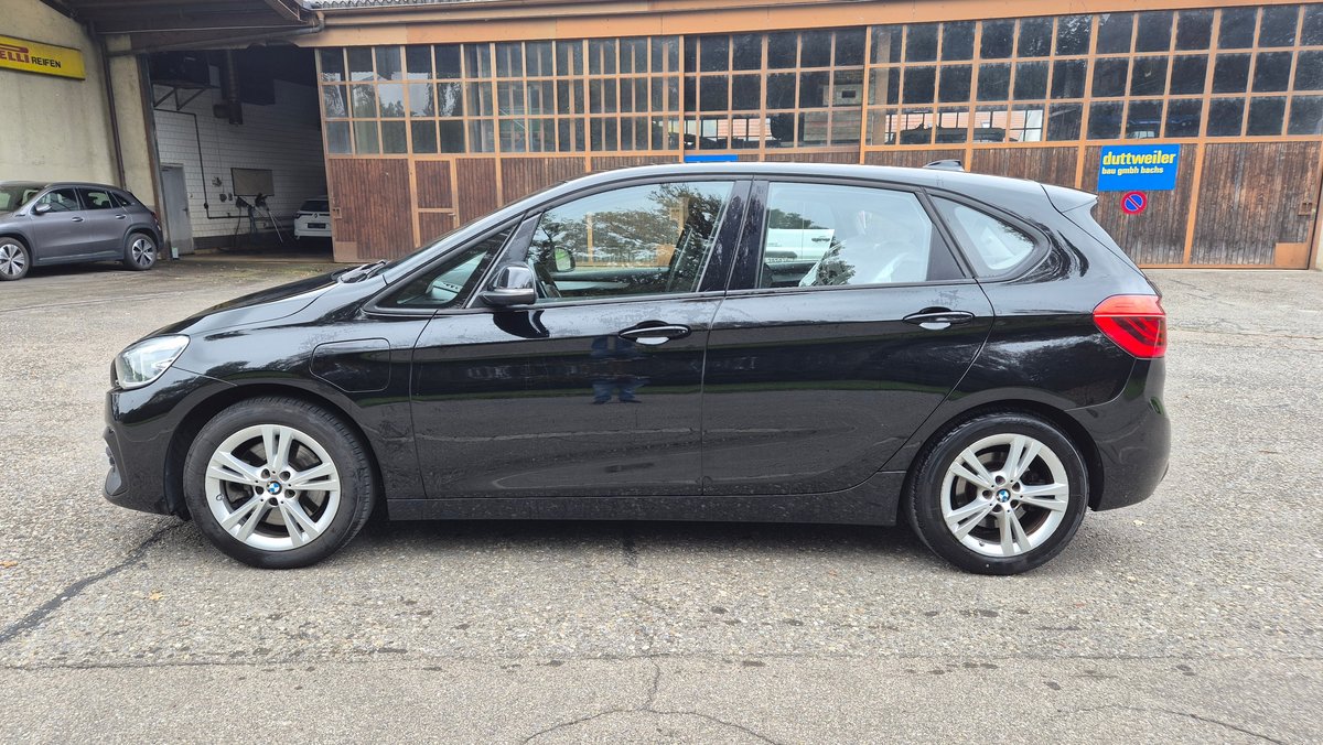 BMW 225xe iPerformance Active Tourer Steptronic, Plug-in-Hybrid Benzin/Elektro, Occasion / Gebraucht, Automatik - 2