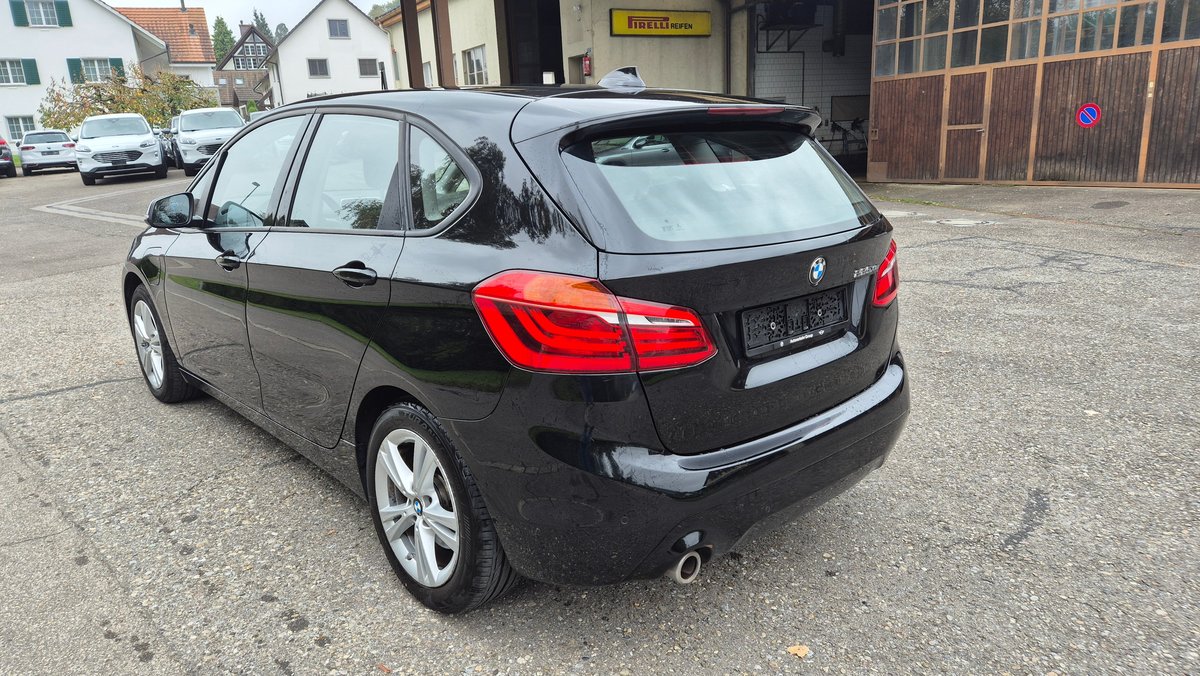 BMW 225xe iPerformance Active Tourer Steptronic, Plug-in-Hybrid Benzin/Elektro, Occasion / Gebraucht, Automatik - 3