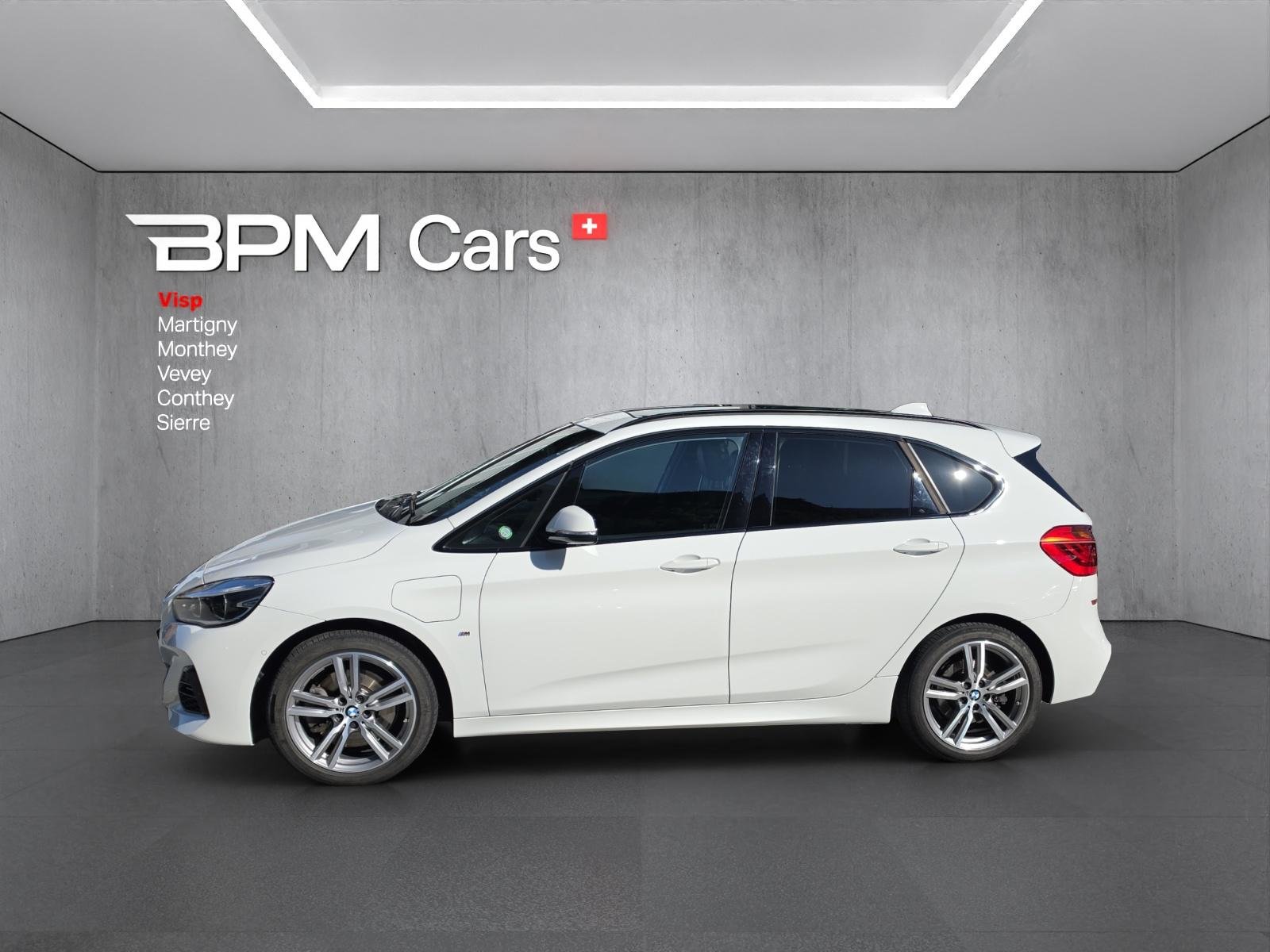 BMW 225xe iPerformance Active Tourer Steptronic M Sport, Plug-in-Hybrid Benzin/Elektro, Occasion / Gebraucht, Automatik - 2
