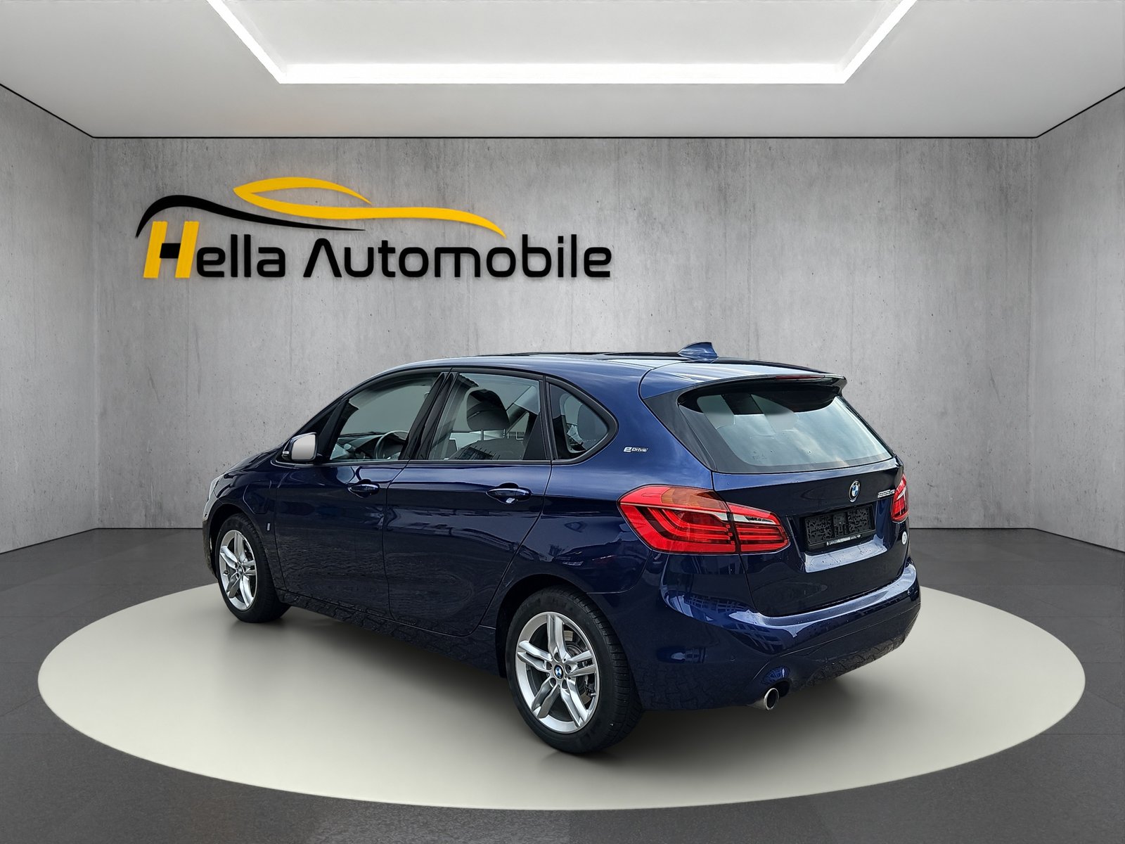 BMW 225xe iPerformance Active Tourer Steptronic, Plug-in-Hybrid Petrol/Electric, Second hand / Used, Automatic - 5