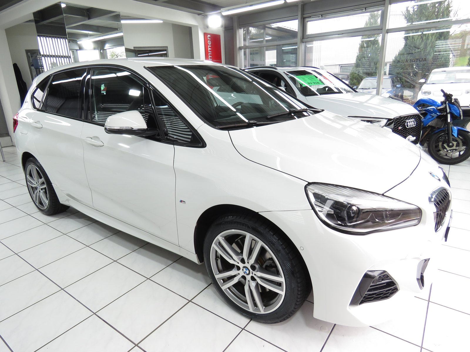 BMW 225xe iPerformance Active Tourer Steptronic M Sport, Plug-in-Hybrid Benzin/Elektro, Occasion / Gebraucht, Automatik - 3
