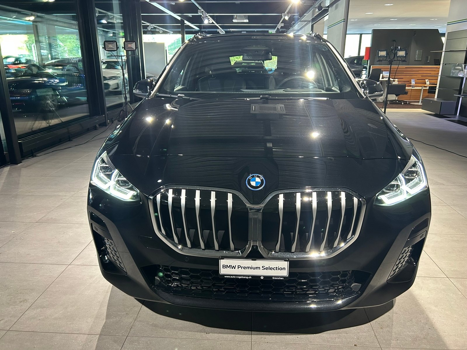 BMW 225e Active Tourer M Sport, Plug-in-Hybrid Benzin/Elektro, Occasion / Gebraucht, Automatik - 5