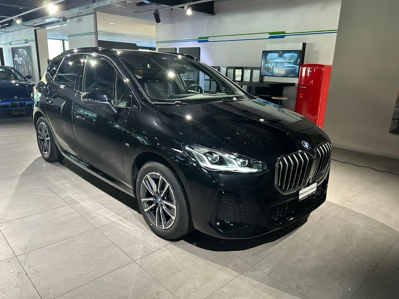 BMW 225e Active Tourer M Sport, Plug-in-Hybrid Benzin/Elektro, Occasion / Gebraucht, Automatik - 6