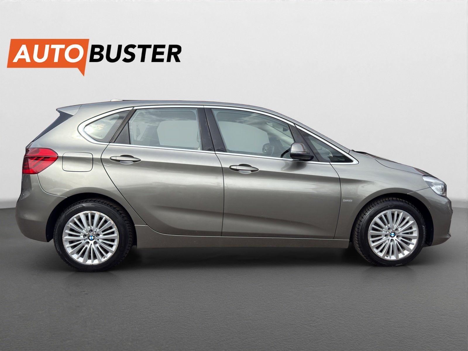 BMW 225i Active Tourer Steptronic, Benzin, Occasion / Gebraucht, Automatik - 5