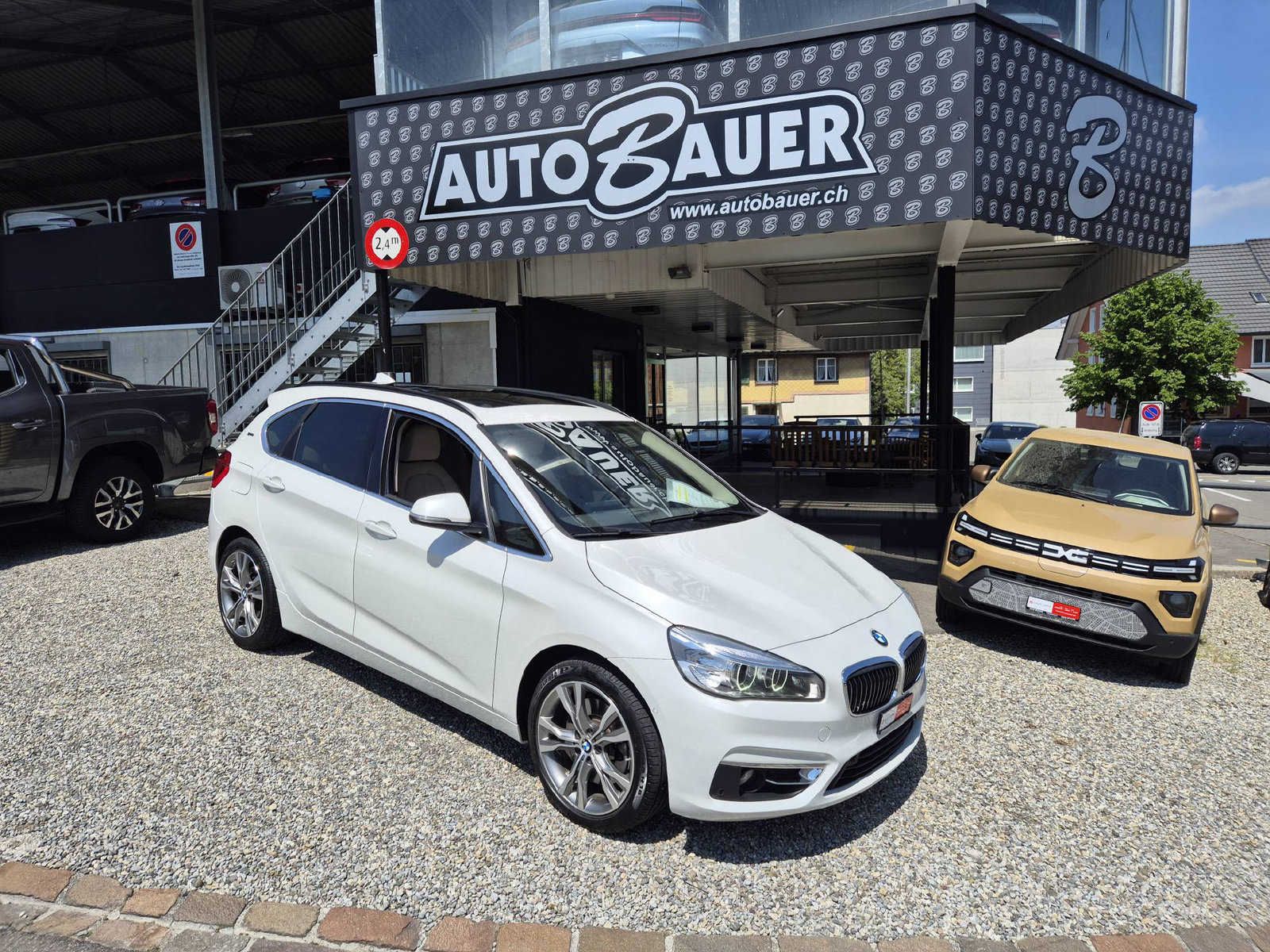 BMW 225xe Active Tourer Luxury Line
