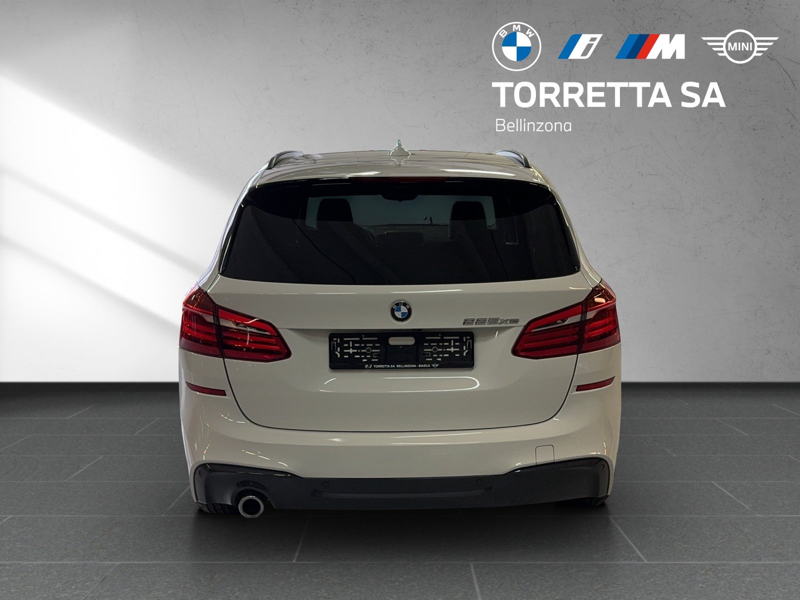 BMW 225xe iPerformance Active Tourer M Sport Steptronic, Plug-in-Hybrid Benzin/Elektro, Occasion / Gebraucht, Automatik - 4