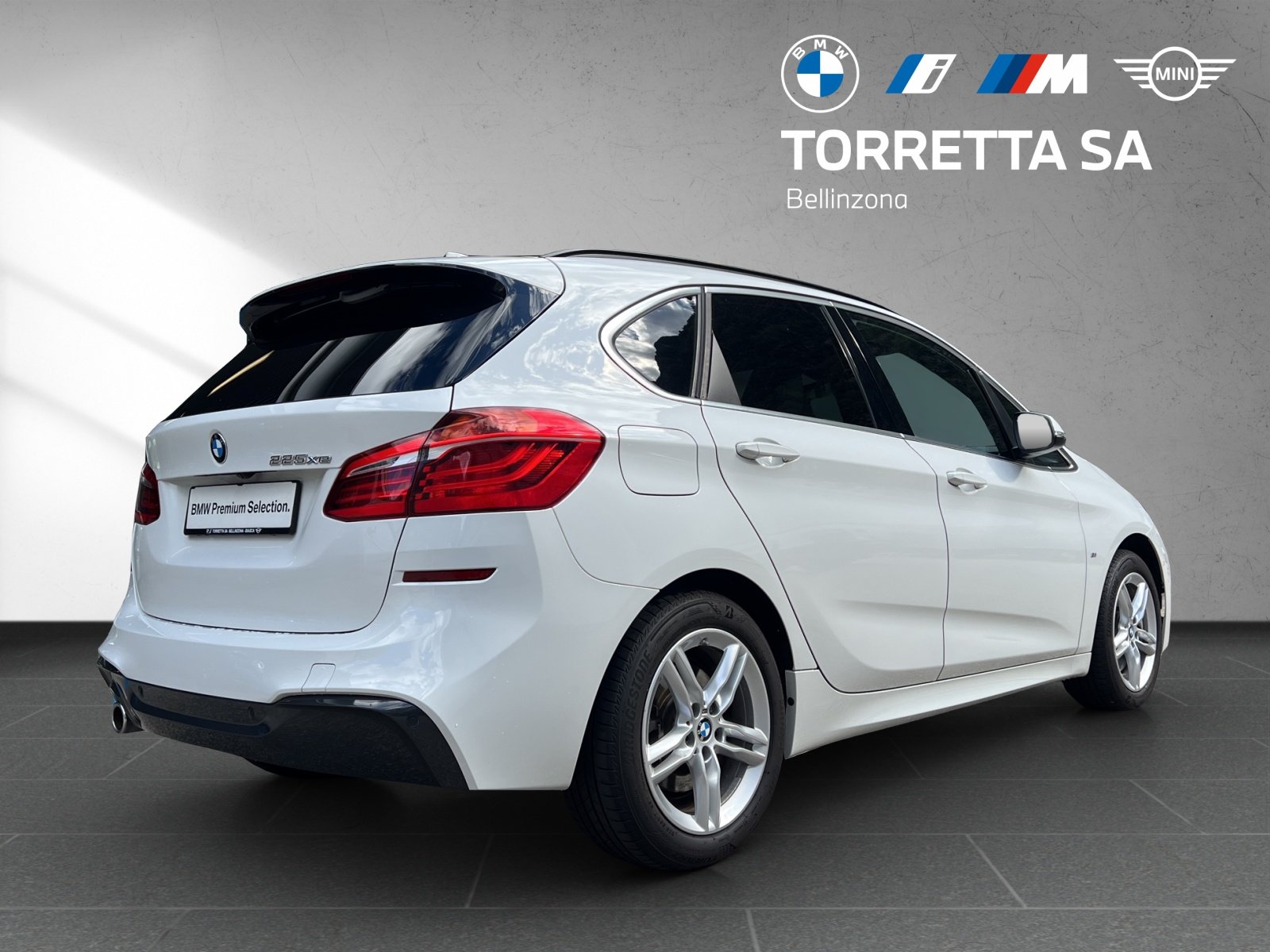 BMW 225xe iPerformance Active Tourer M Sport Steptronic, Plug-in-Hybrid Benzin/Elektro, Occasion / Gebraucht, Automatik - 5