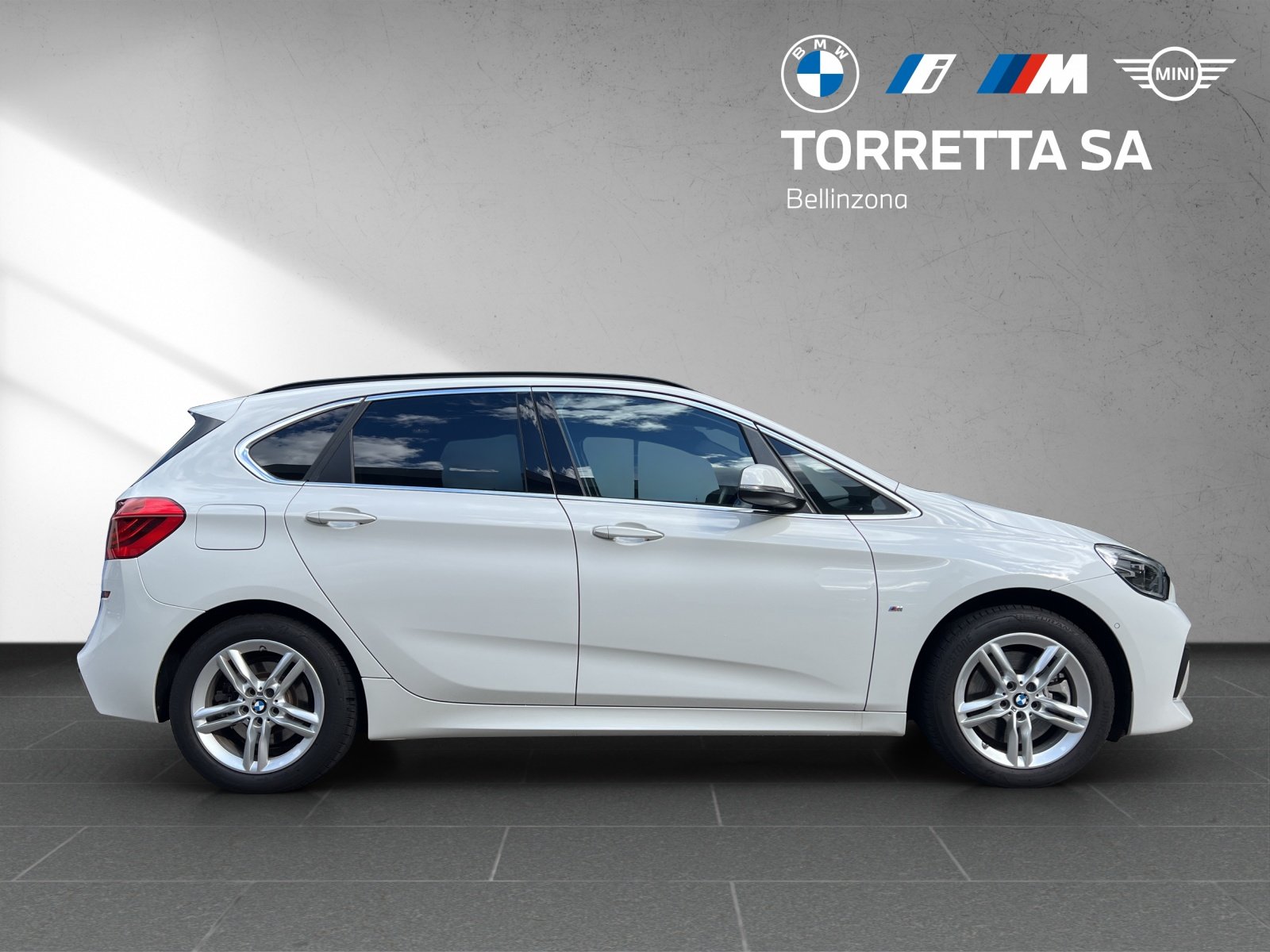 BMW 225xe iPerformance Active Tourer M Sport Steptronic, Plug-in-Hybrid Benzin/Elektro, Occasion / Gebraucht, Automatik - 6