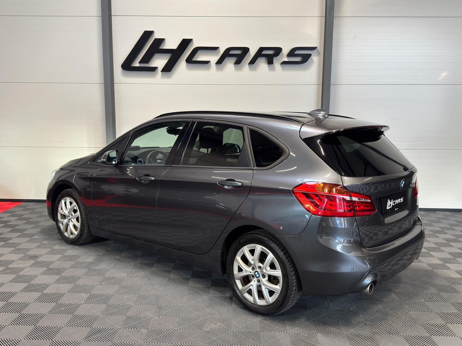 BMW 225xe Active Tourer, Plug-in-Hybrid Benzina/Elettrica, Occasioni / Usate, Automatico - 3