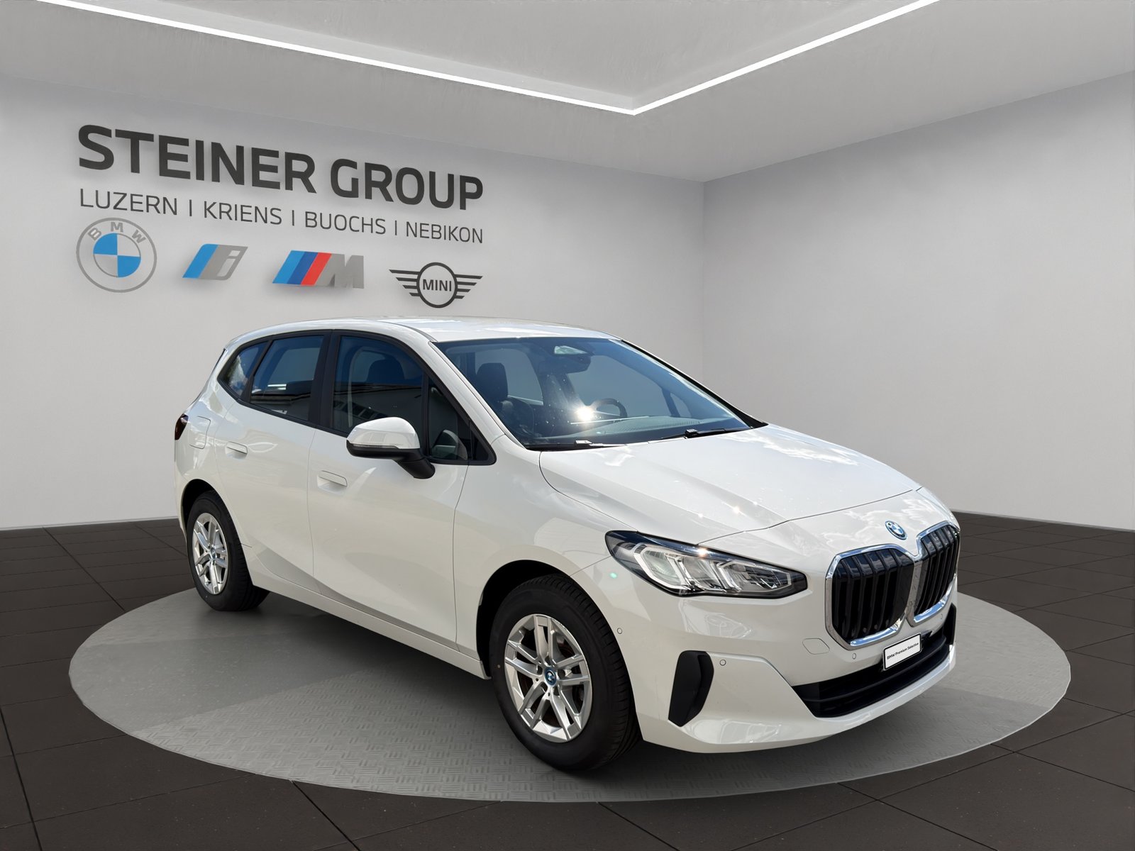 BMW 225e Active Tourer, Hybride Rechargeable Essence/Électricité, Occasion / Utilisé, Automatique - 4