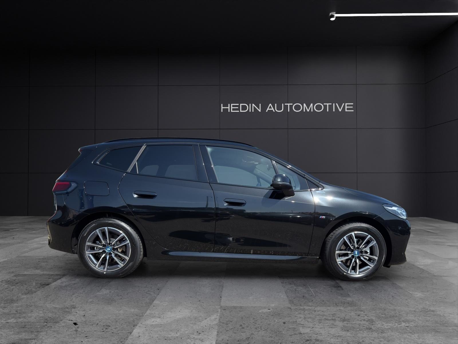 BMW 225e xDrive Active Tourer, Plug-in-Hybrid Benzin/Elektro, Occasion / Gebraucht, Automatik - 7