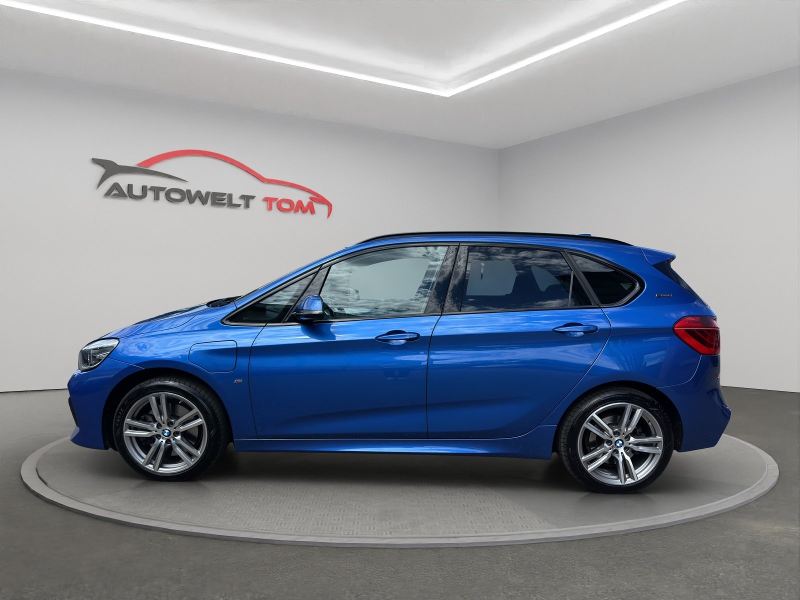 BMW 225xe iPerformance Active Tourer Steptronic M Sport, Plug-in-Hybrid Benzin/Elektro, Occasion / Gebraucht, Automatik - 2