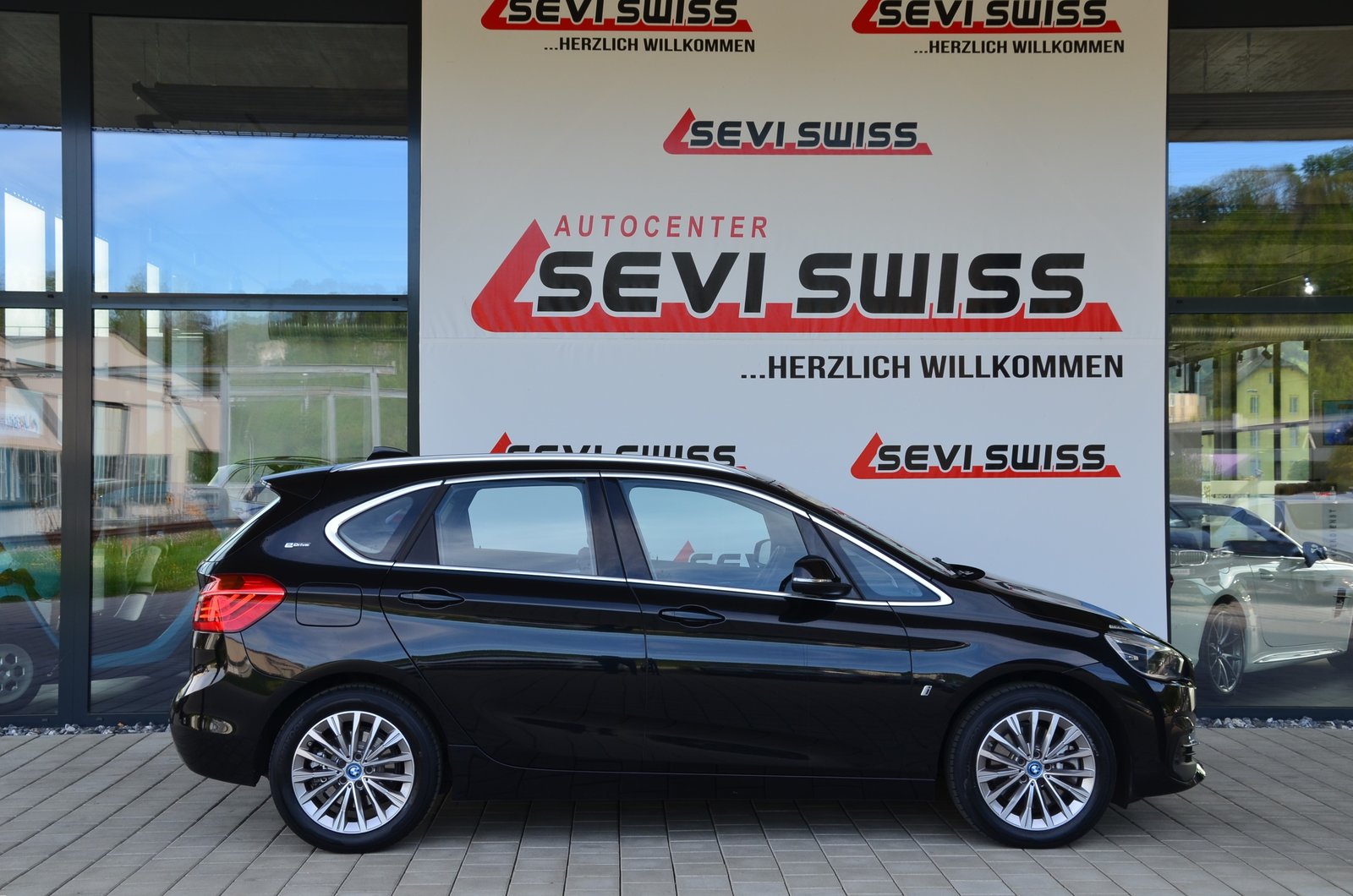 BMW 225xe iPerformance Active Tourer Steptronic Luxury Line*, Plug-in-Hybrid Benzin/Elektro, Occasion / Gebraucht, Automatik - 3