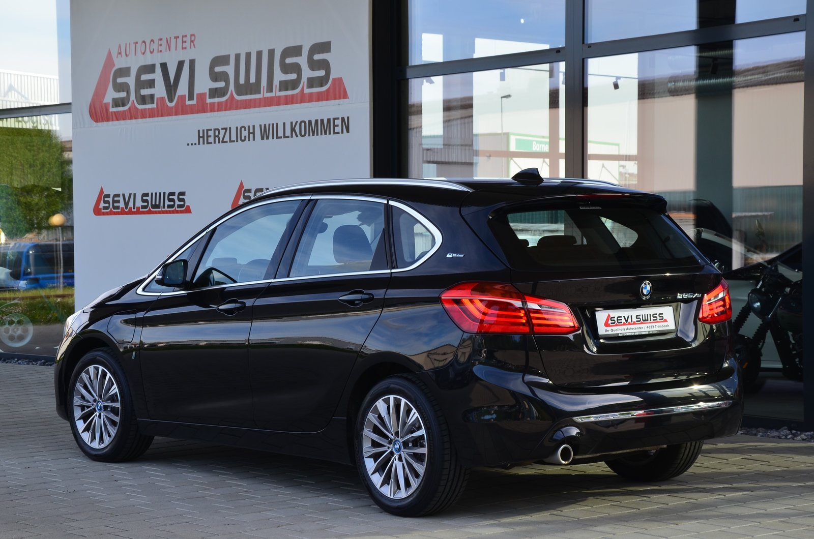 BMW 225xe iPerformance Active Tourer Steptronic Luxury Line*, Plug-in-Hybrid Benzin/Elektro, Occasion / Gebraucht, Automatik - 5