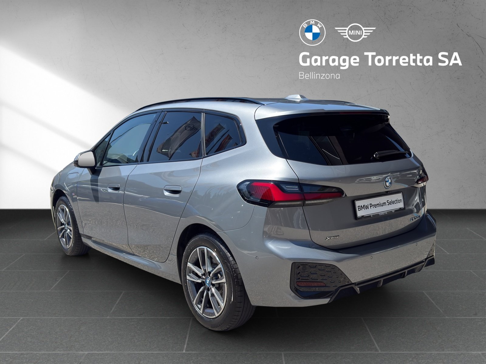 BMW 225e Active Tourer M Sport, Plug-in-Hybrid Benzin/Elektro, Occasion / Gebraucht, Automatik - 3