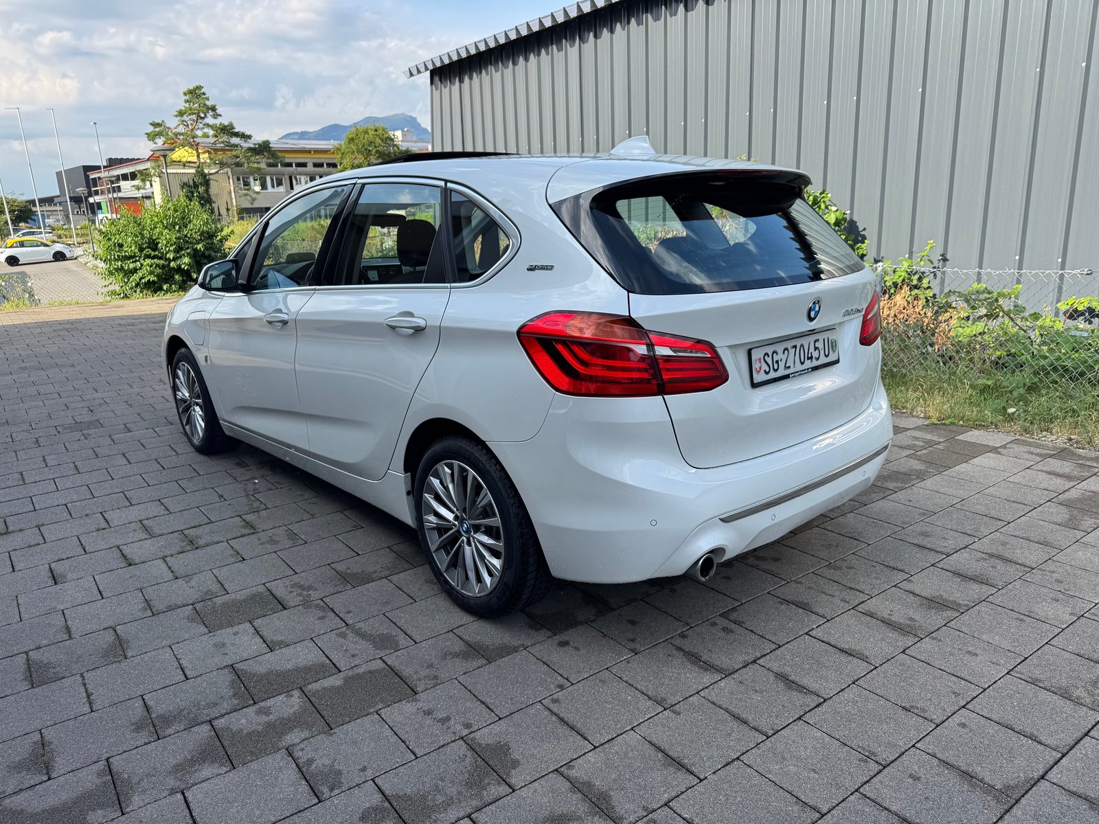 BMW 225xe iPerformance Active Tourer Steptronic Luxury Line, Hybride Rechargeable Essence/Électricité, Occasion / Utilisé, Automatique - 5