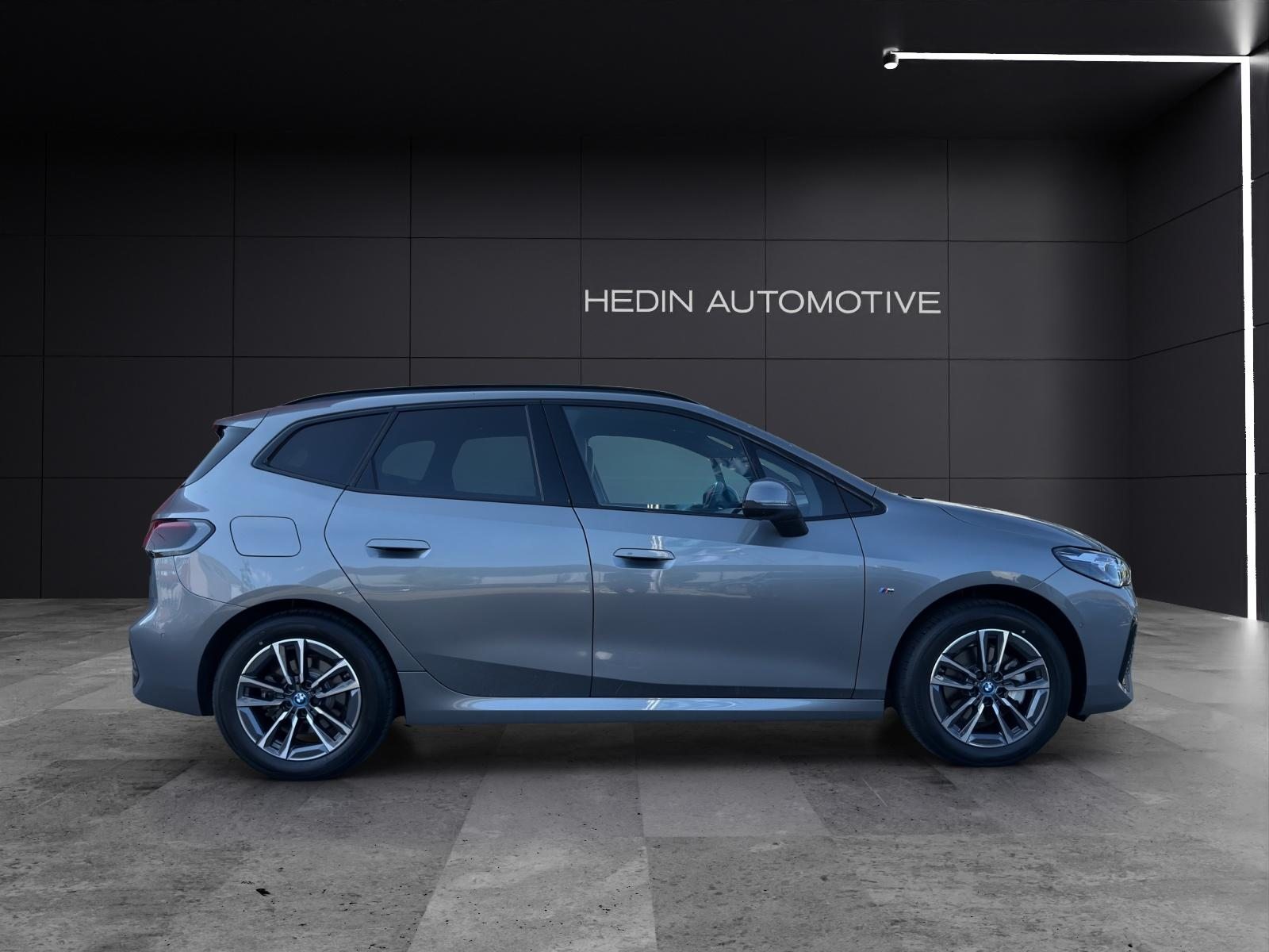 BMW 225e xDrive Active Tourer, Plug-in-Hybrid Benzin/Elektro, Occasion / Gebraucht, Automatik - 7