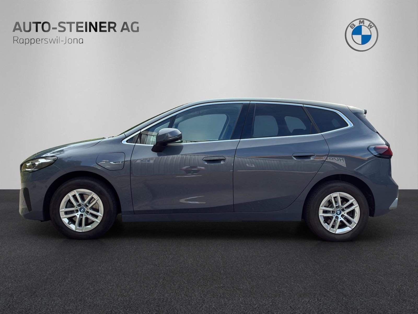 BMW 225e xDrive Active Tourer, Plug-in-Hybrid Benzin/Elektro, Occasion / Gebraucht, Automatik - 2