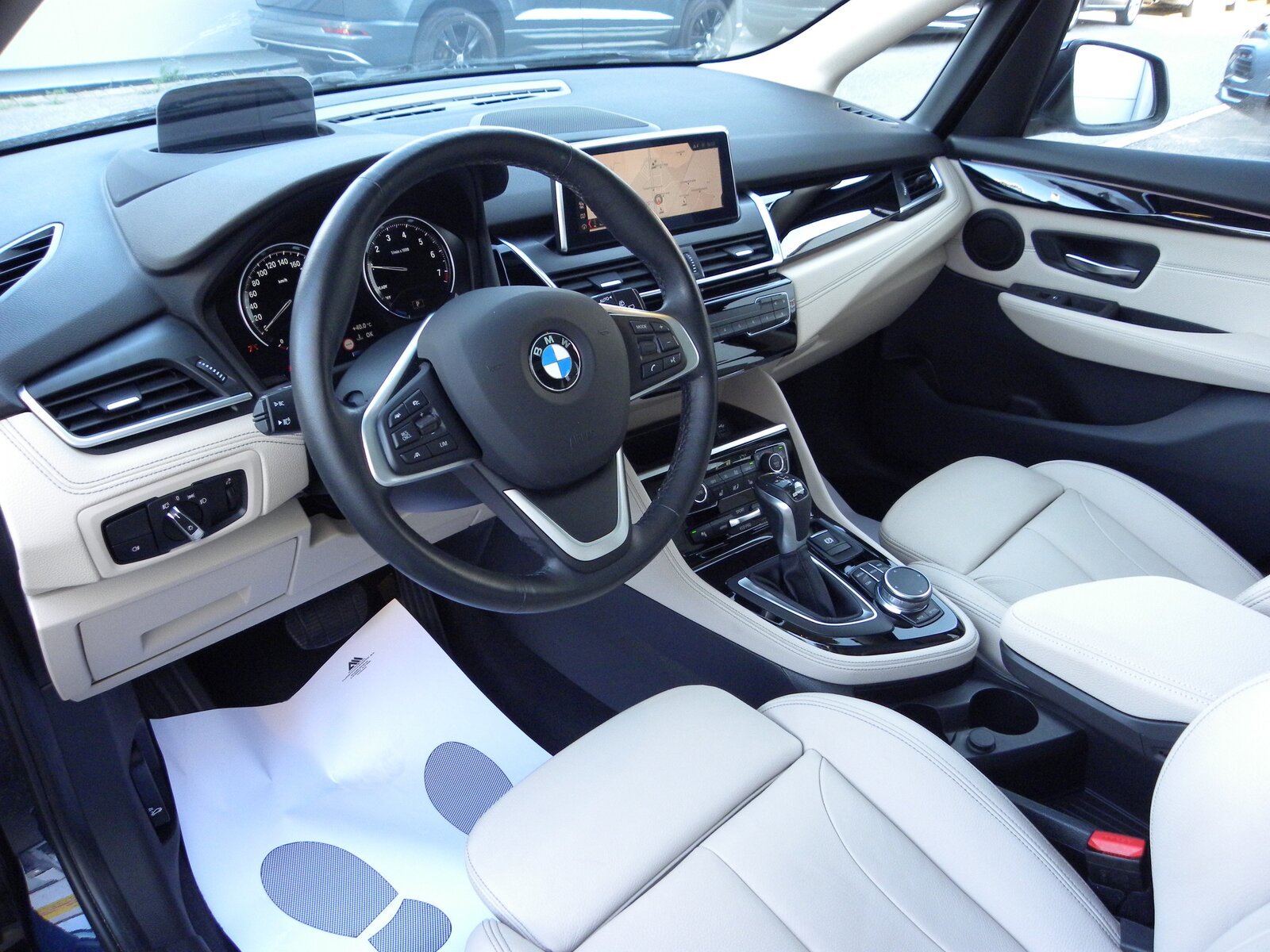 BMW 225xe iPerformance Active Tourer Steptronic Luxury Line, Plug-in-Hybrid Petrol/Electric, Second hand / Used, Automatic - 5