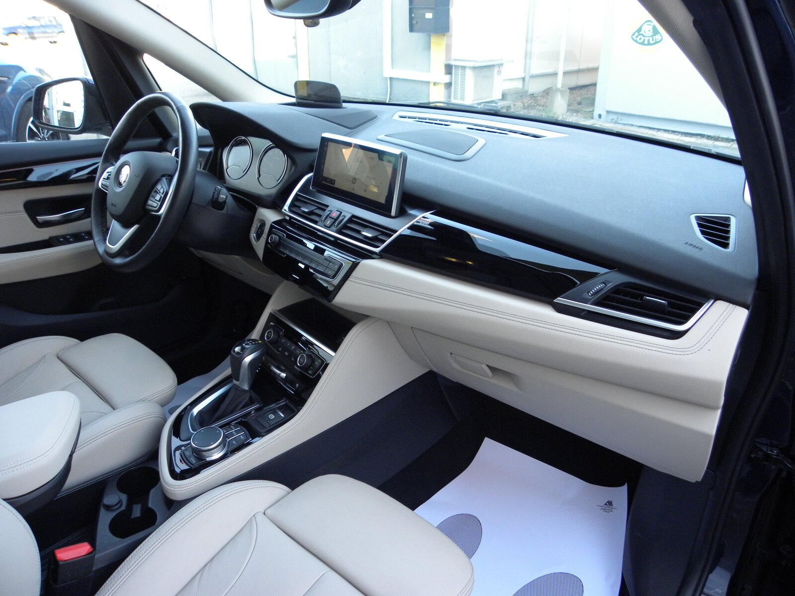 BMW 225xe iPerformance Active Tourer Steptronic Luxury Line, Plug-in-Hybrid Petrol/Electric, Second hand / Used, Automatic - 6