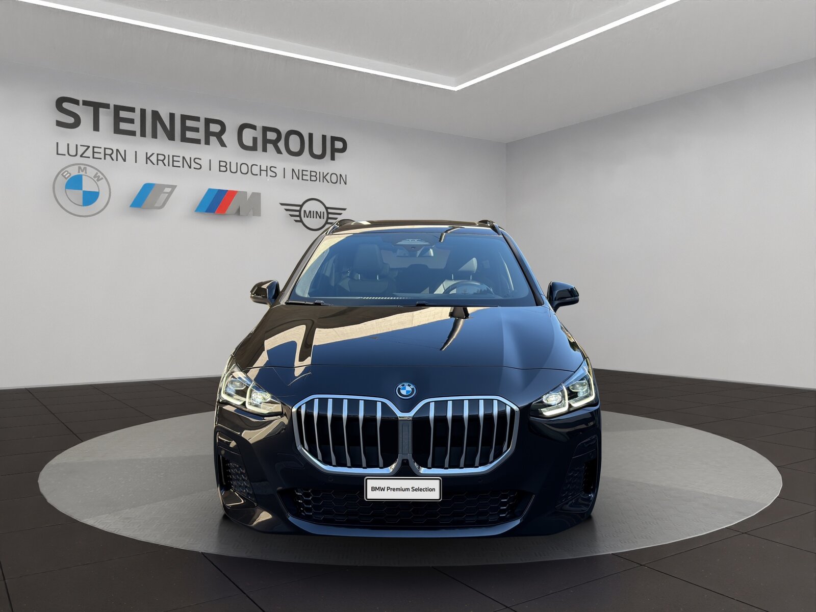 BMW 225e Active Tourer M Sport, Plug-in-Hybrid Benzin/Elektro, Occasion / Gebraucht, Automatik - 3