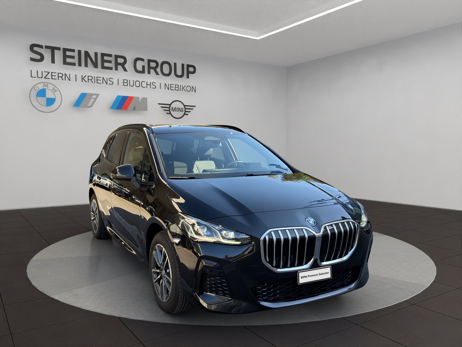 BMW 225e Active Tourer M Sport, Plug-in-Hybrid Benzin/Elektro, Occasion / Gebraucht, Automatik - 4