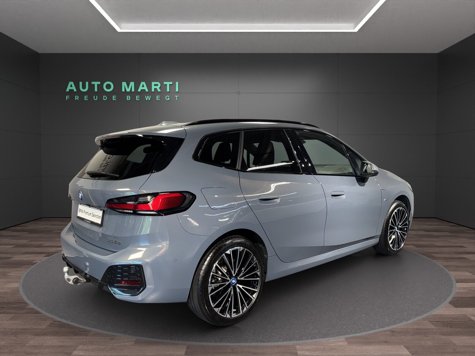 BMW 225e xDrive Active Tourer M Sport, Plug-in-Hybrid Petrol/Electric, Second hand / Used, Automatic - 5